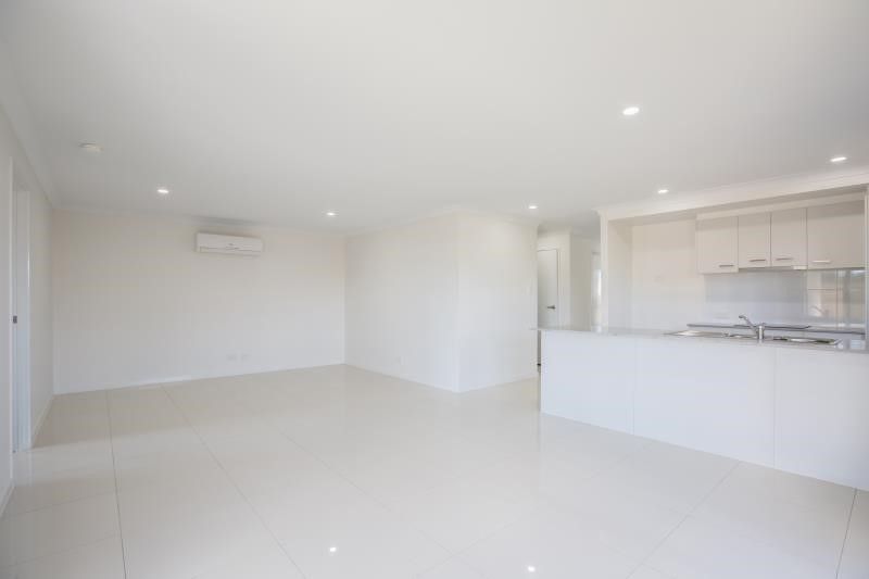 1/24 Azure Street, Rosewood, QLD 4340