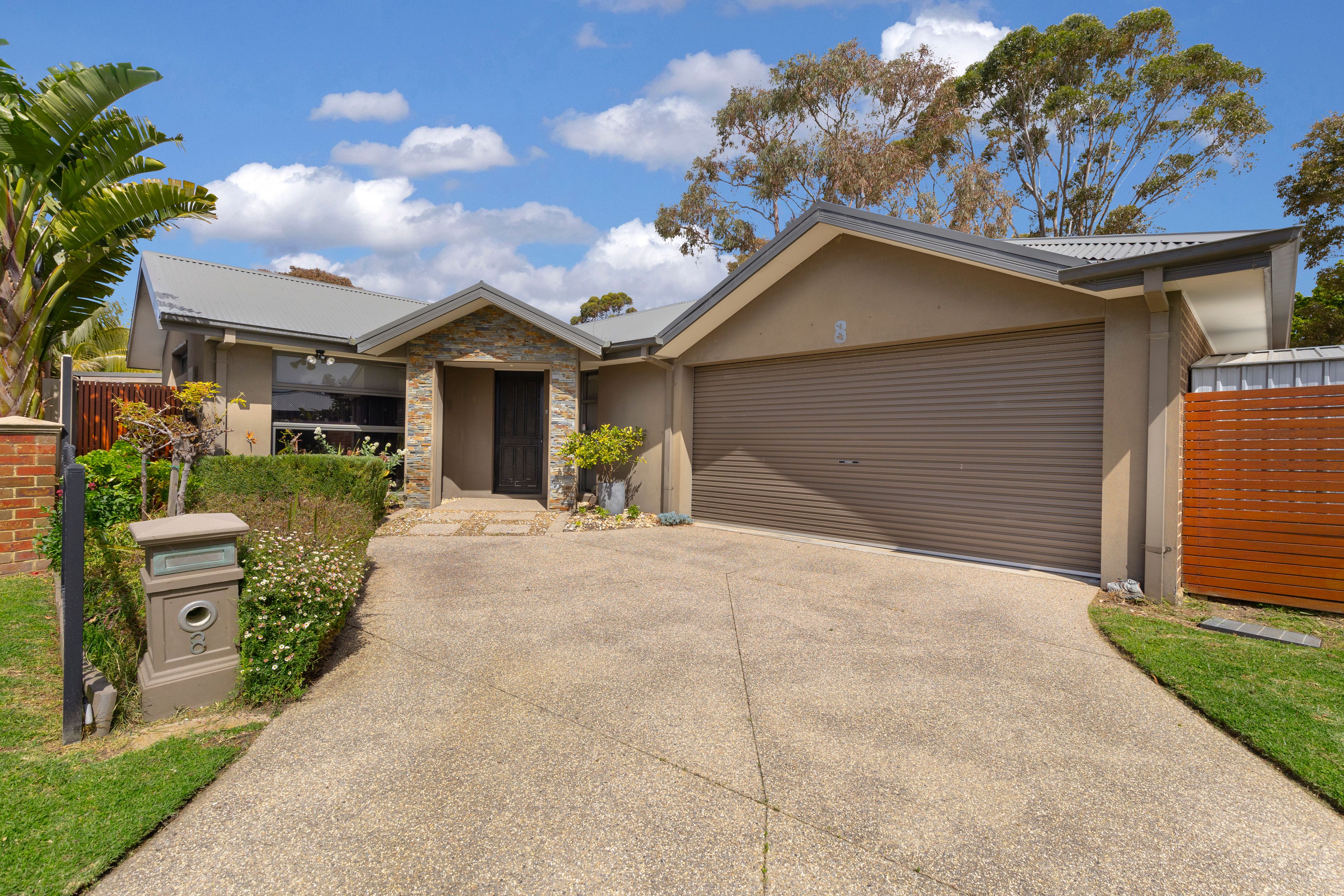 8 Bayside Court, Rosebud VIC 3939