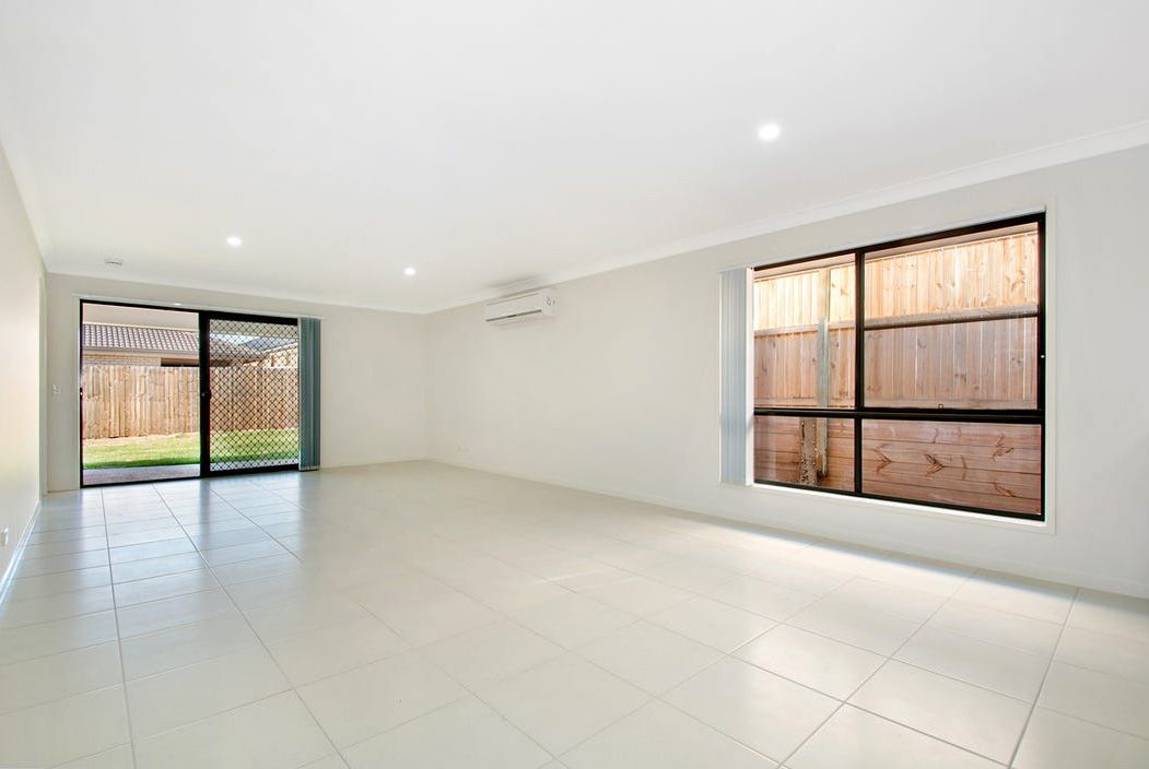 16 Rosella Street — photo 10 of 15