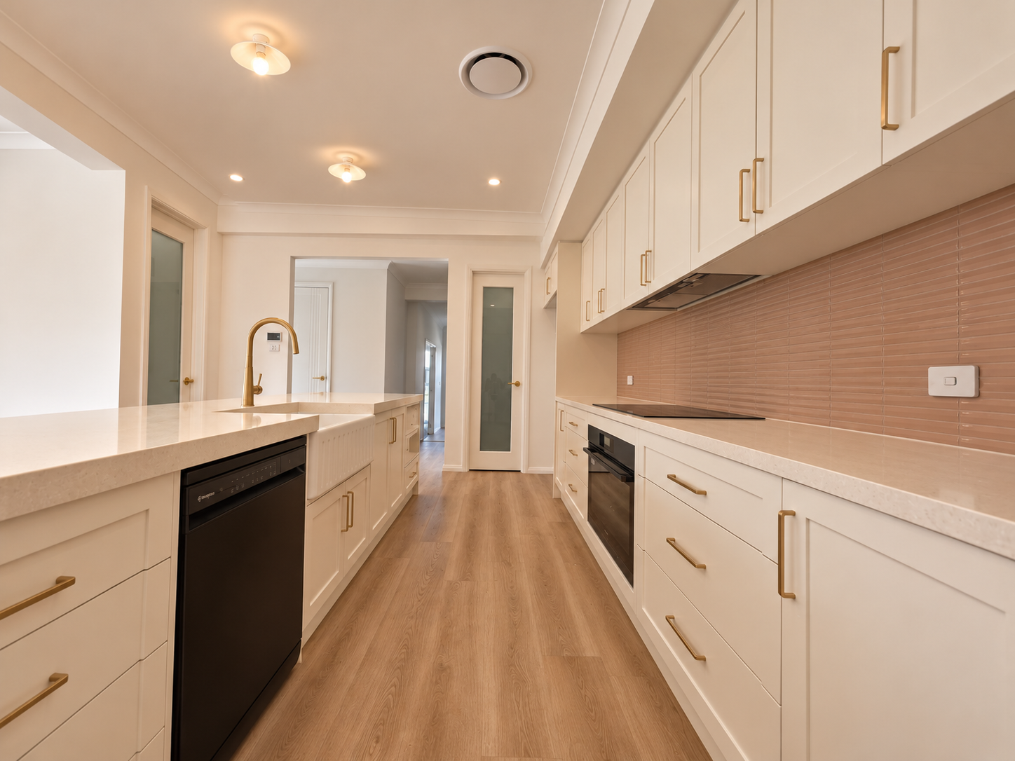 19 Daisyvale Crescent — photo 4 of 12