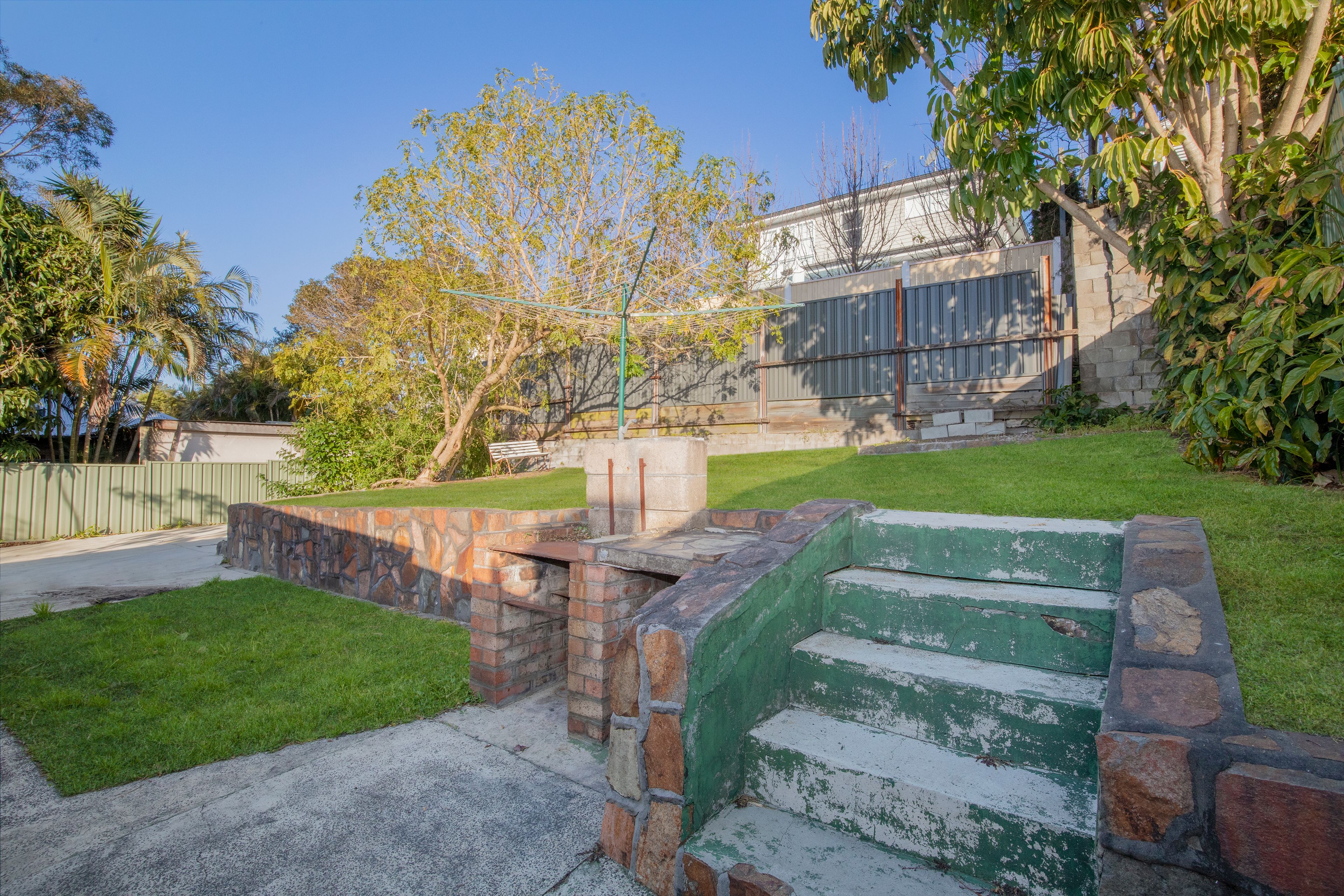2/1 Henry Street — photo 10 of 11