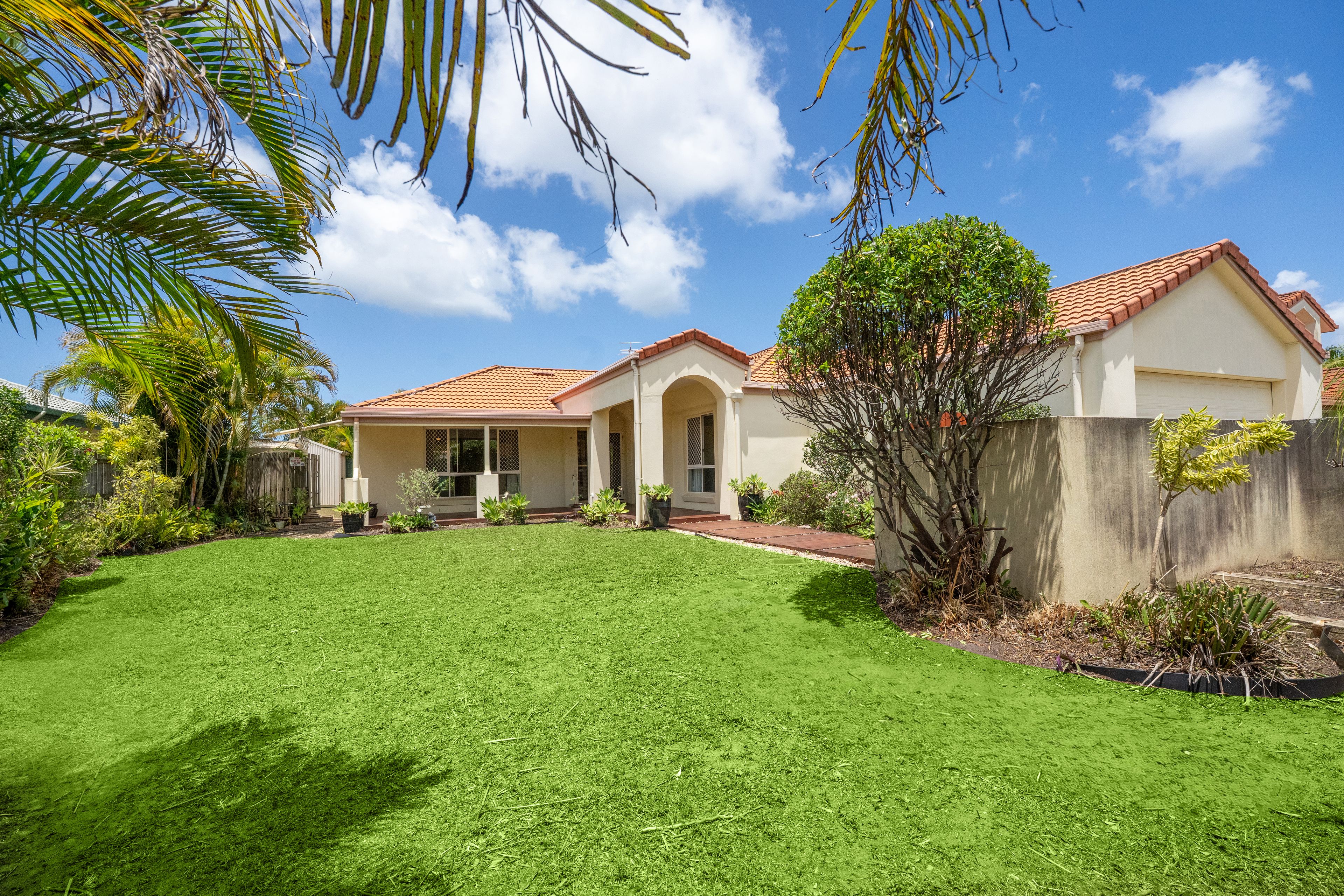 192 Endeavour Drive, Banksia Beach QLD 4507