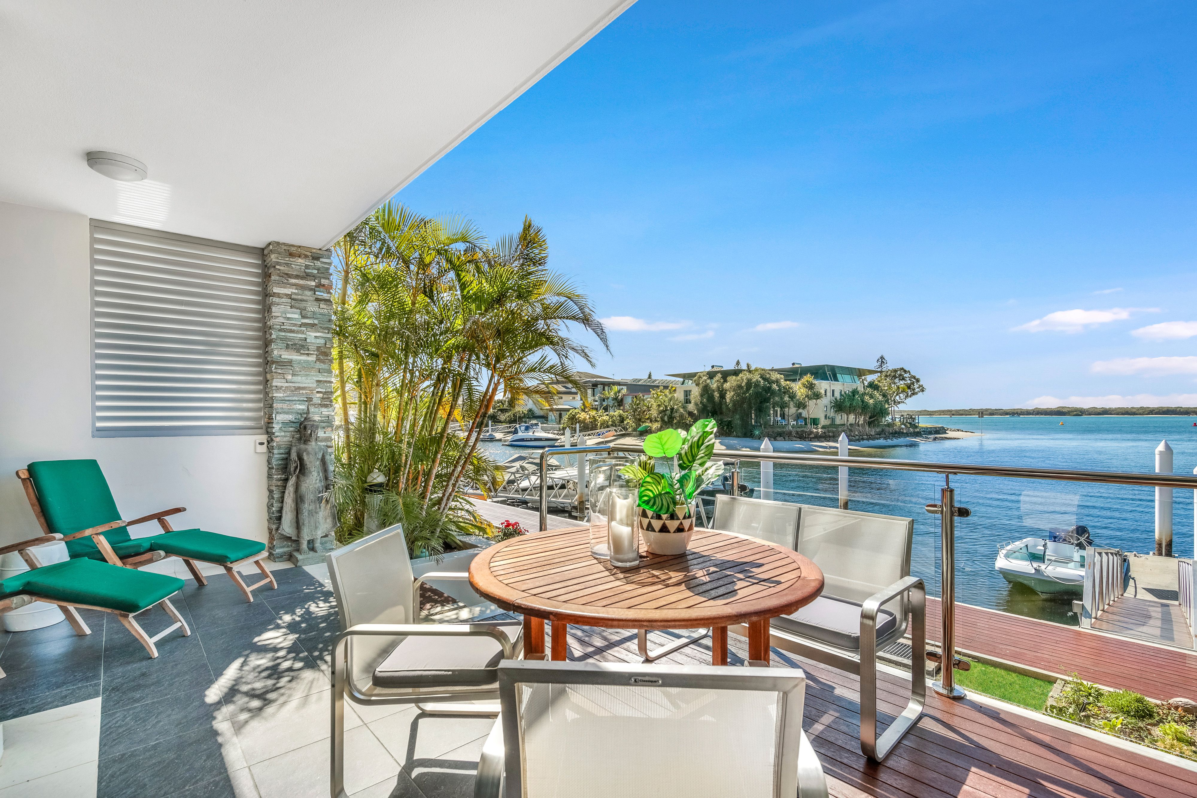 1/27-29 Madang Crescent, Runaway Bay, QLD 4216