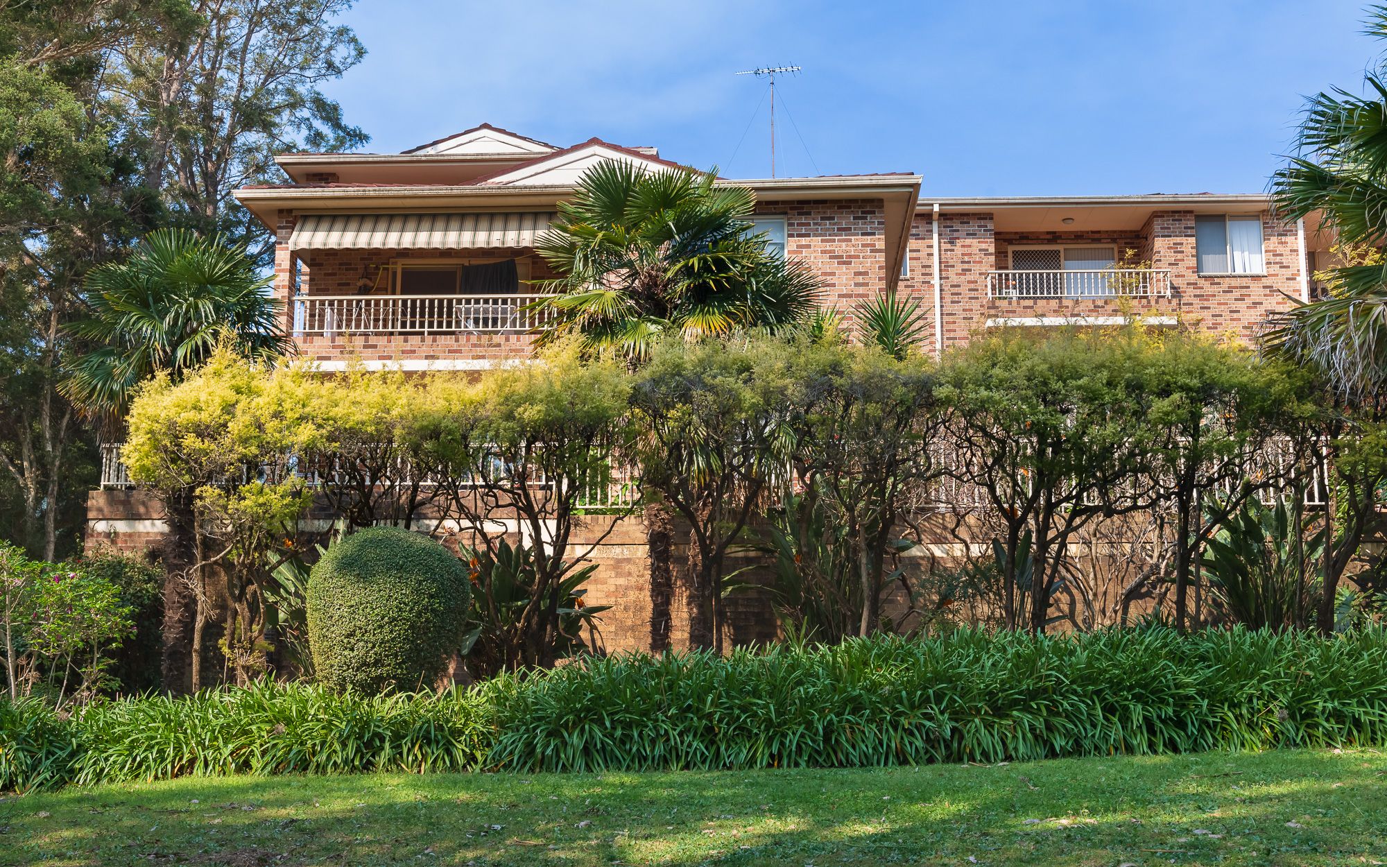 27-33 Jeffrey Street, Canterbury NSW 2193