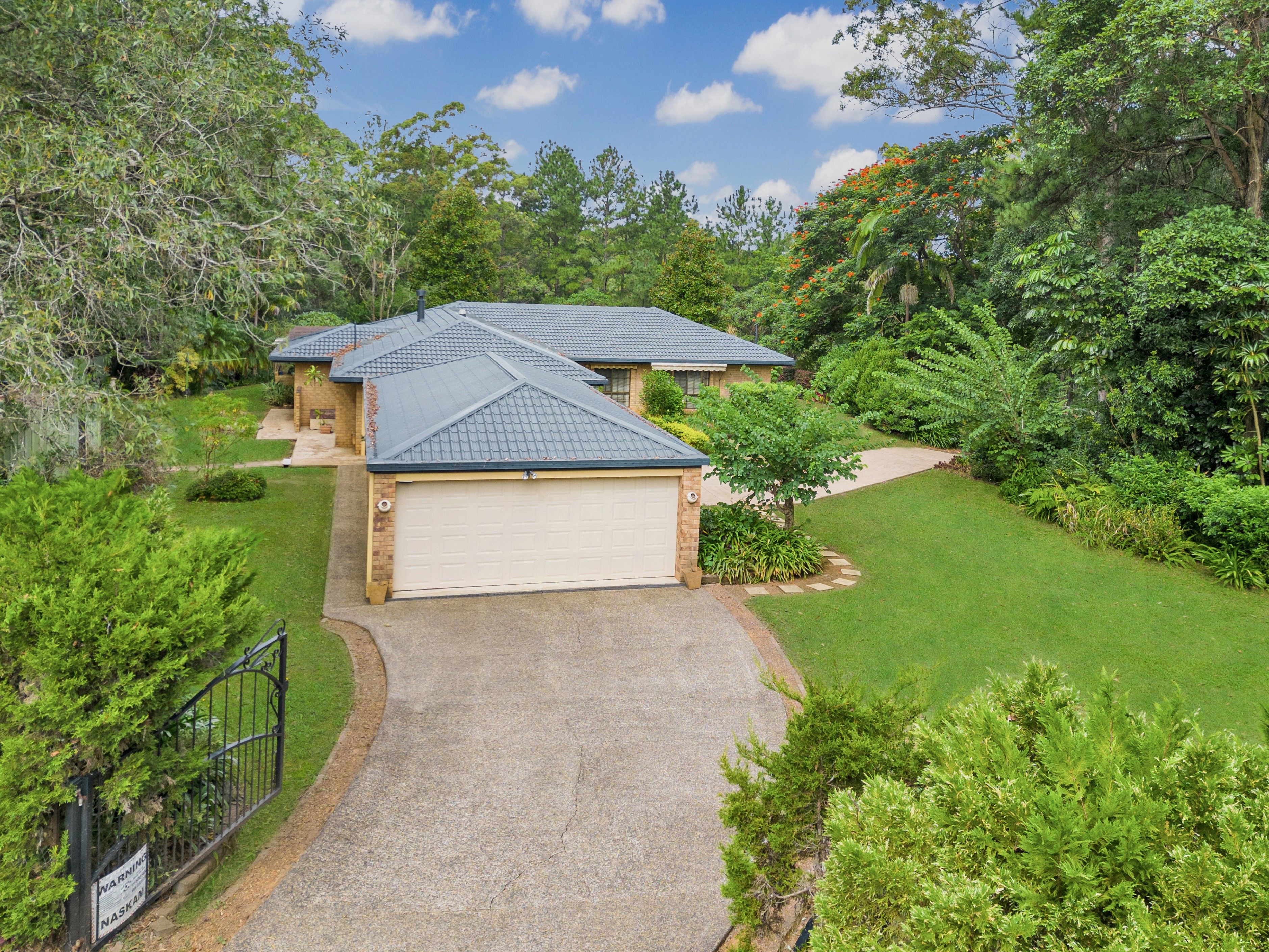 166 Candle Mountain Drive, Crohamhurst, QLD 4519