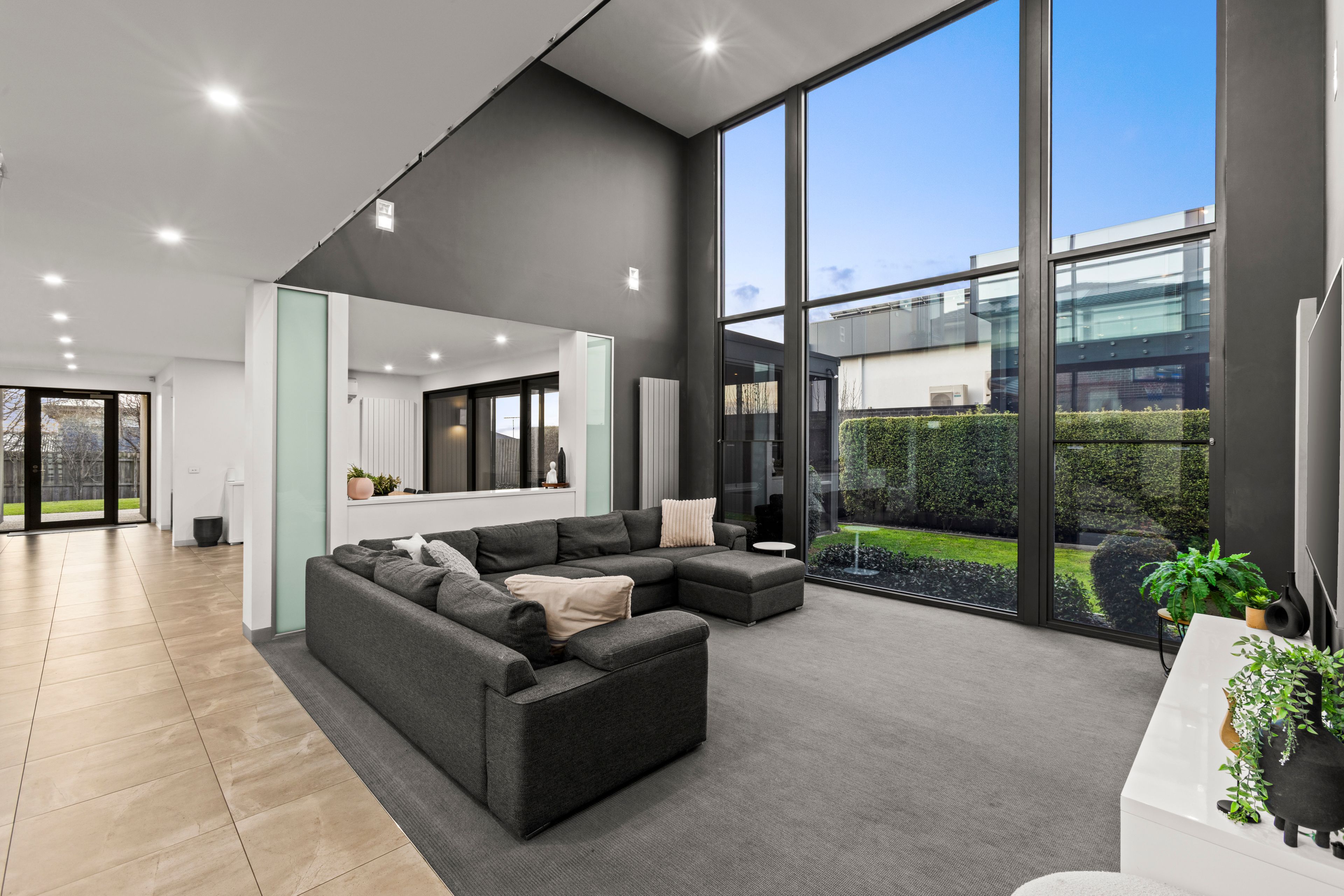 9 Karrakatta Grove — photo 3 of 28