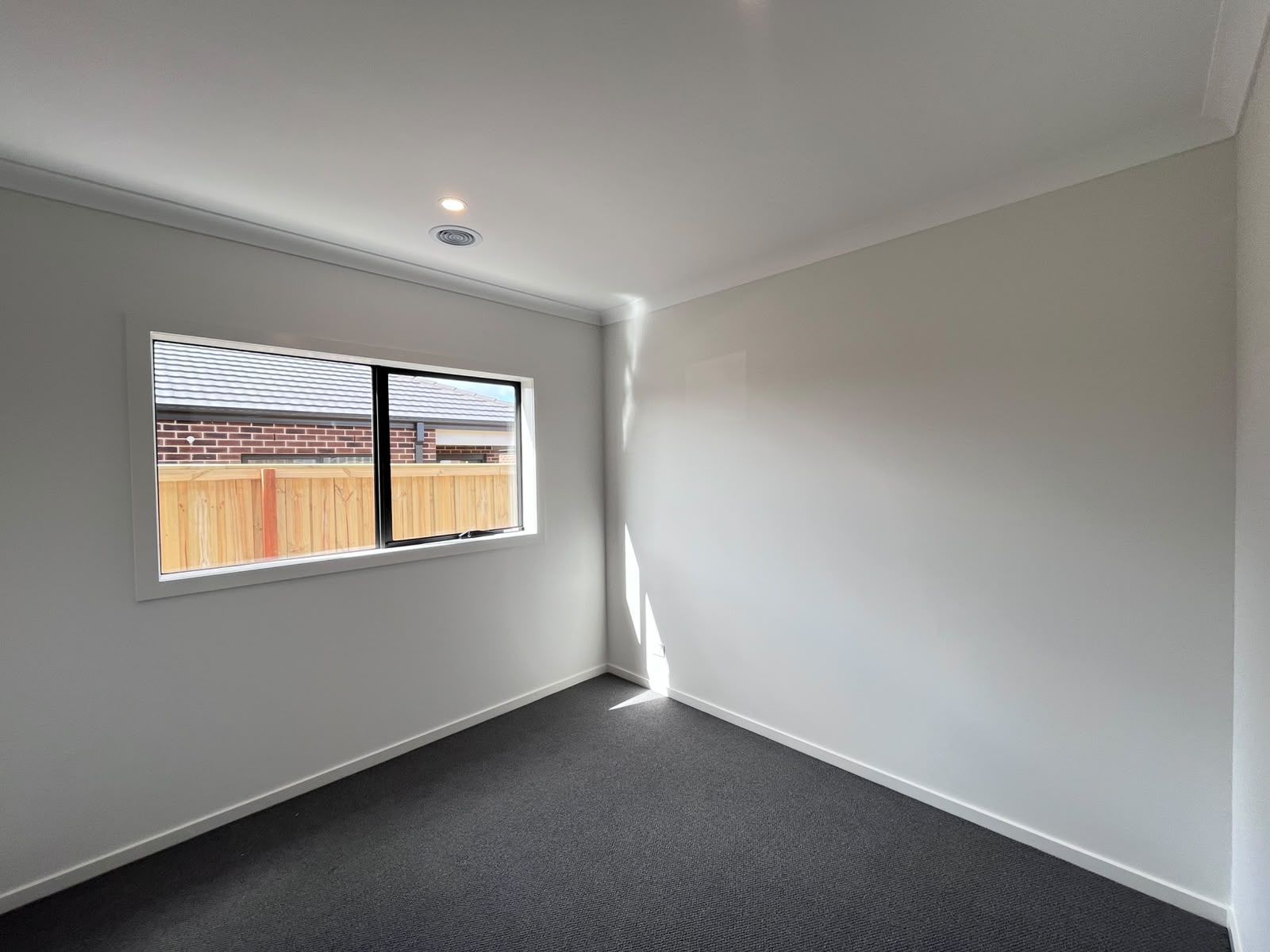 28 Farleigh Drive — photo 5 of 18