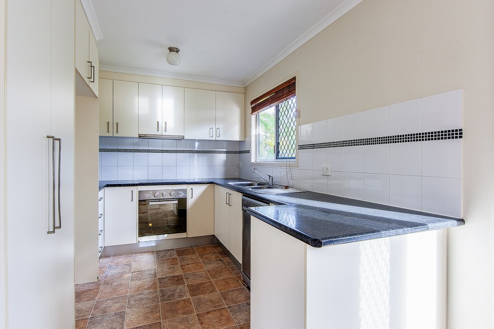 17 Macarthur Crescent, Slacks Creek, QLD 4127