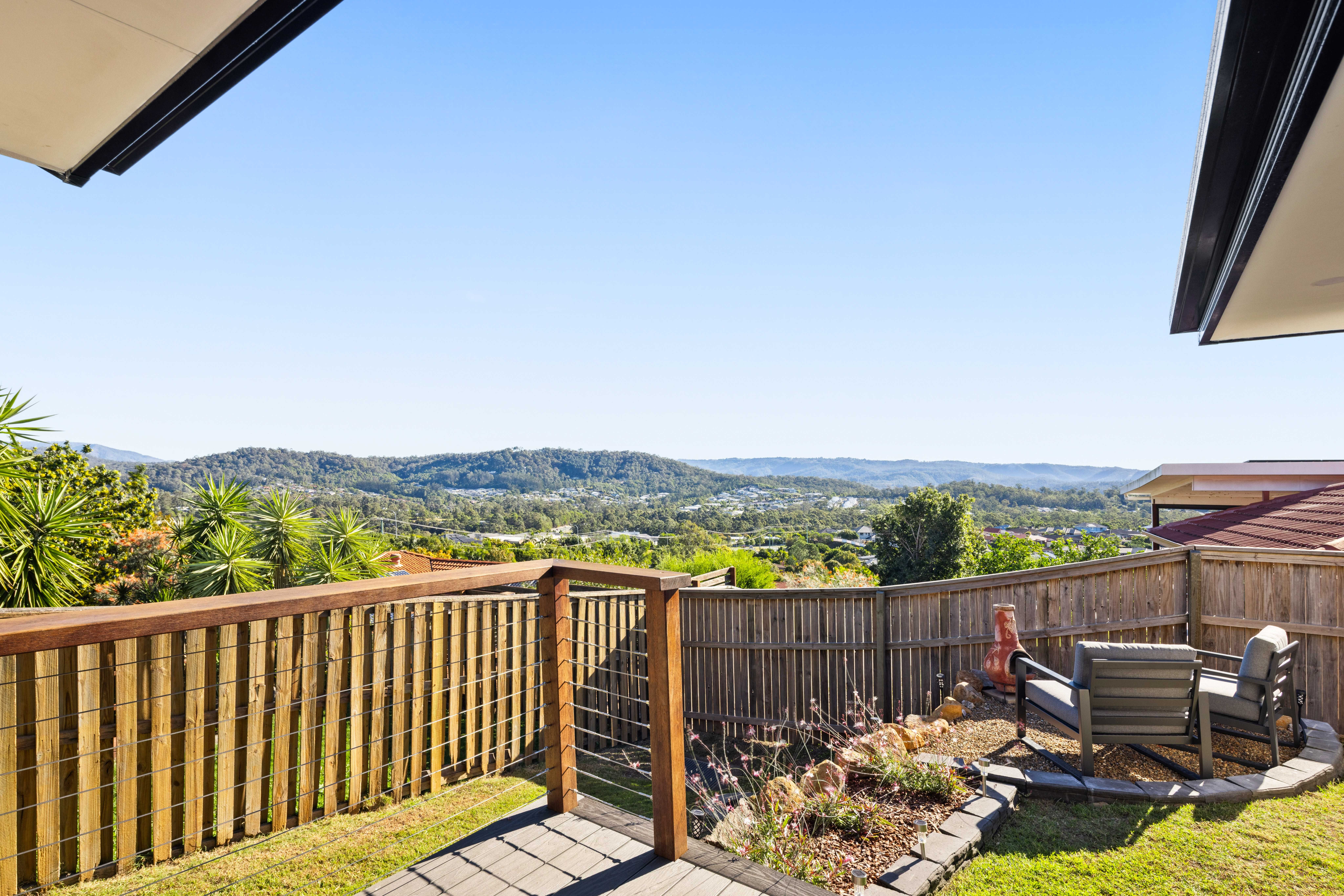 33 Palmerston Drive, Oxenford, QLD 4210