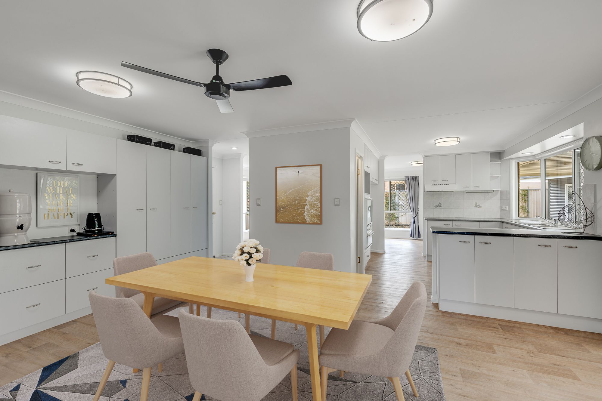 6 Freyling Court — photo 4 of 24