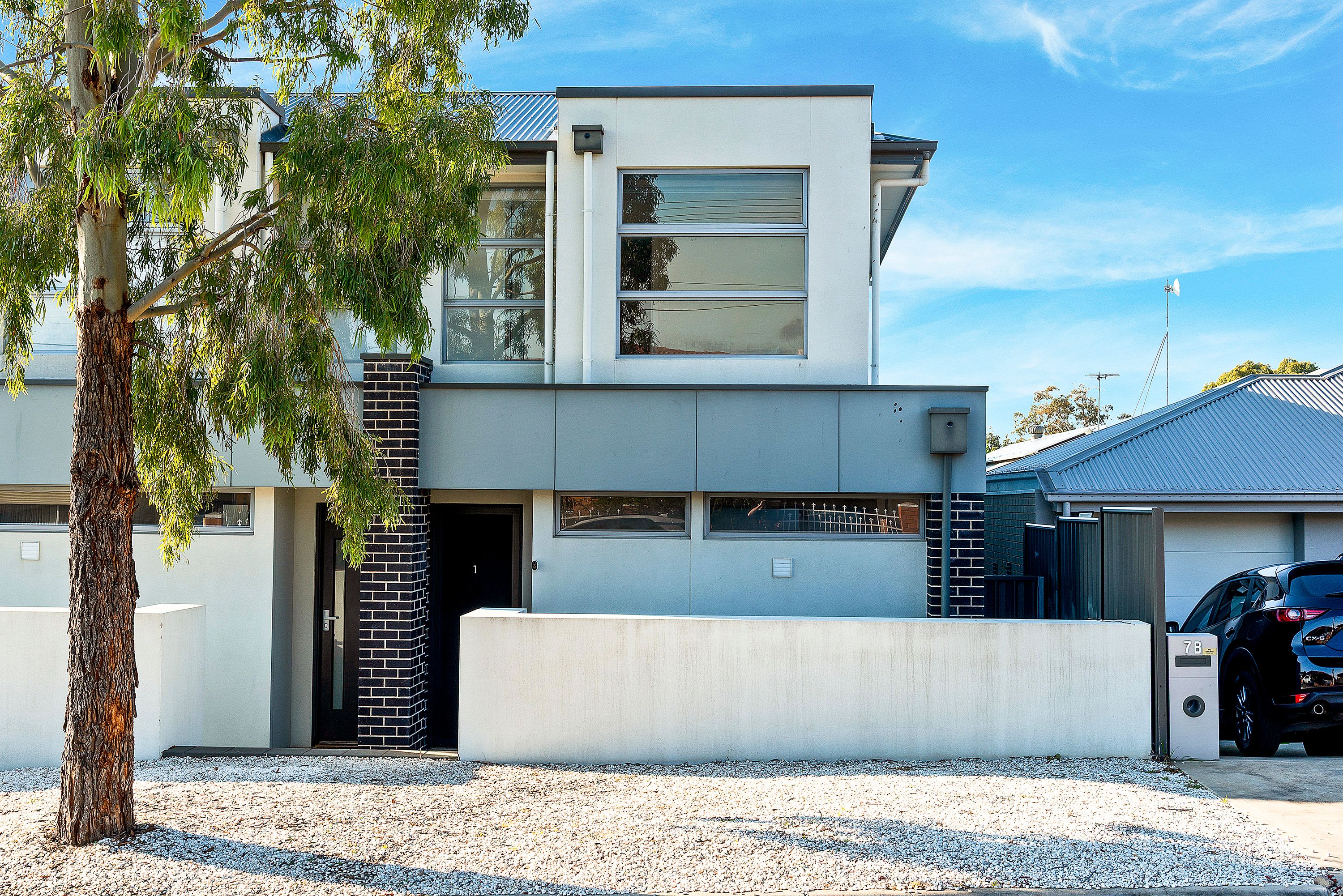 1/9 Gordon Avenue — photo from Ray White Para Hills