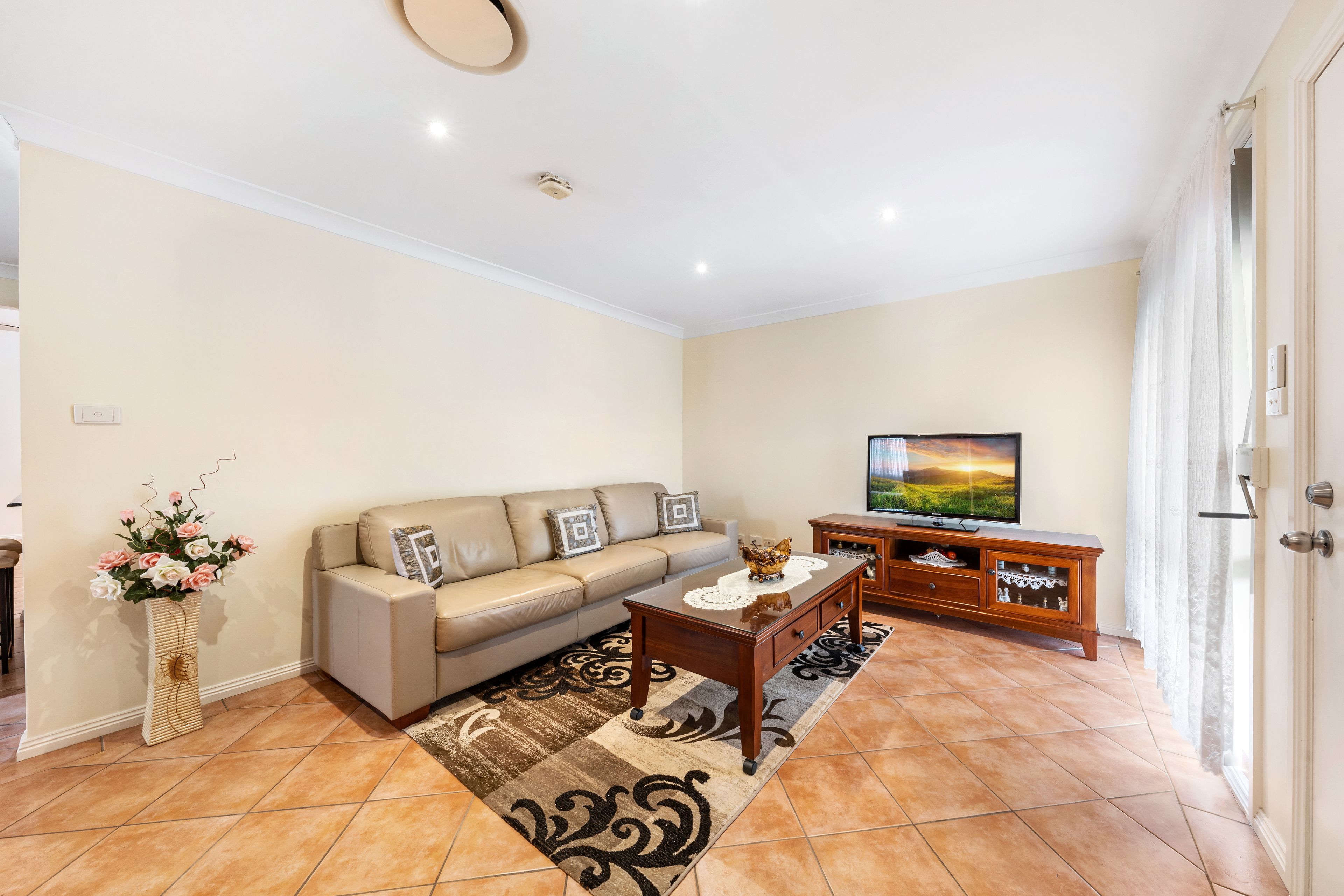 6 Crane Road, Green Valley, NSW 2168