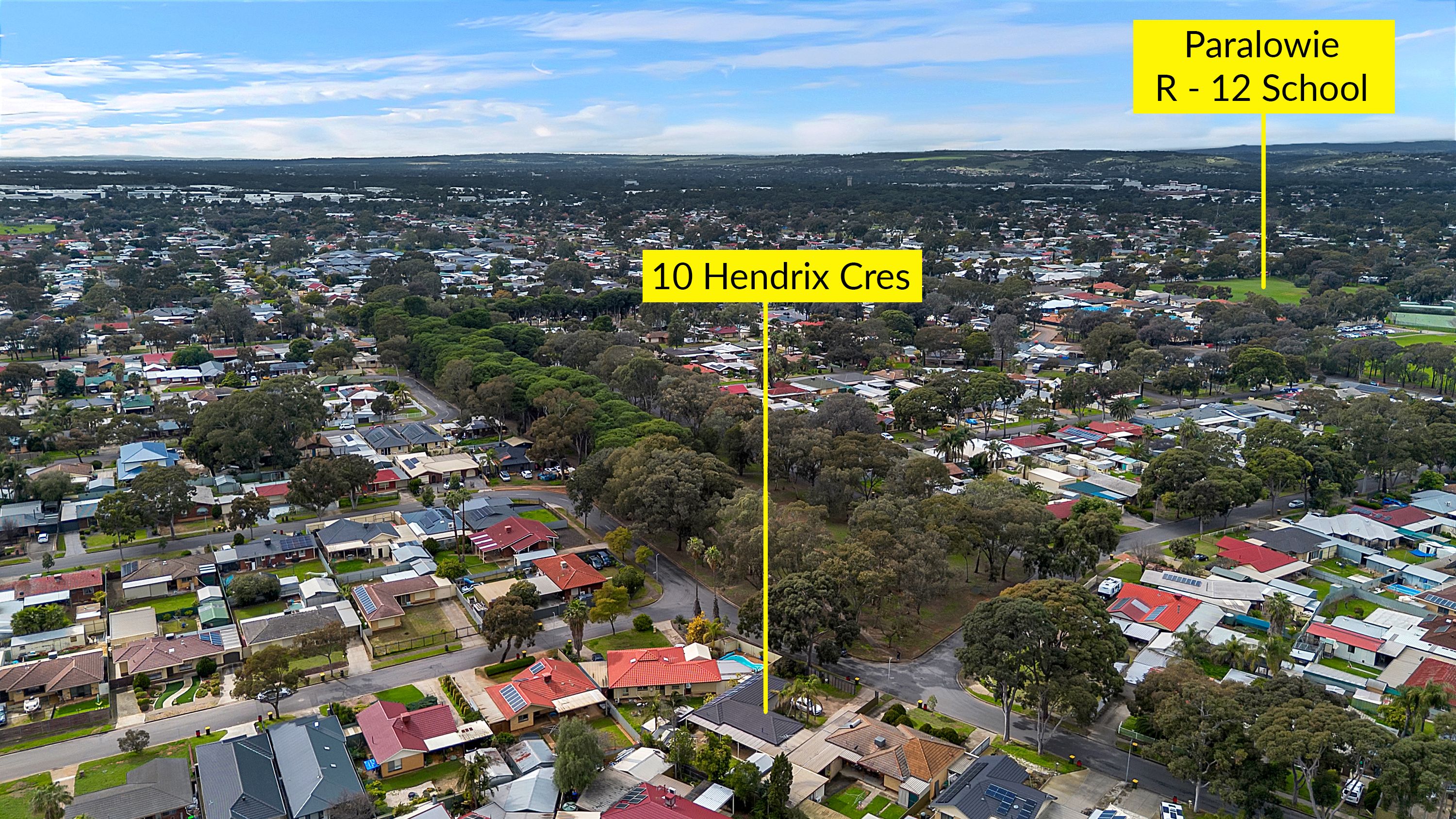 10 Hendrix Crescent — photo 10 of 11
