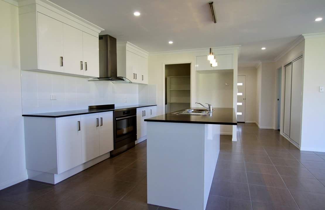 11 Shoalwater Circuit, Lammermoor, QLD 4703