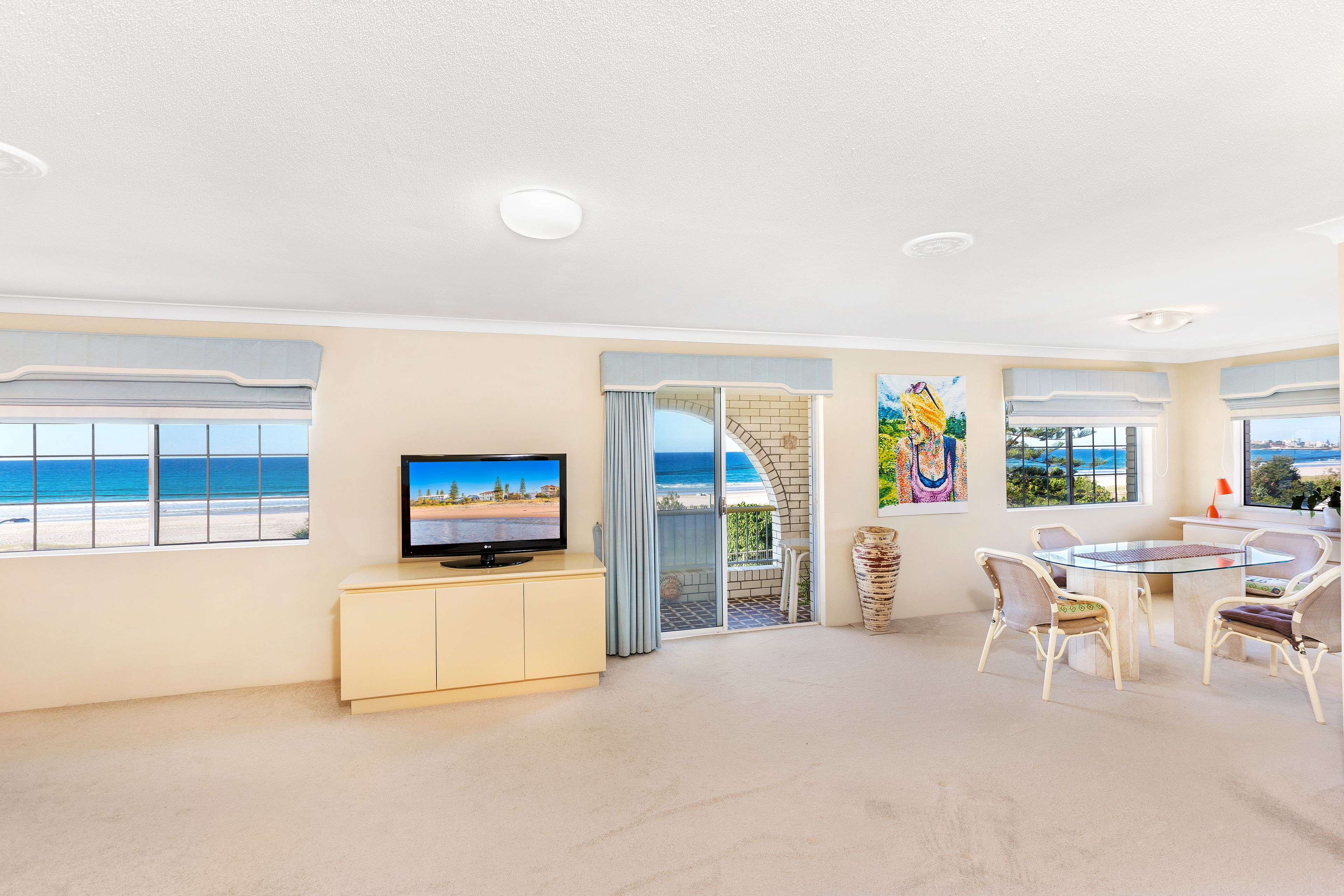 220 Pacific Parade, Bilinga QLD 4225