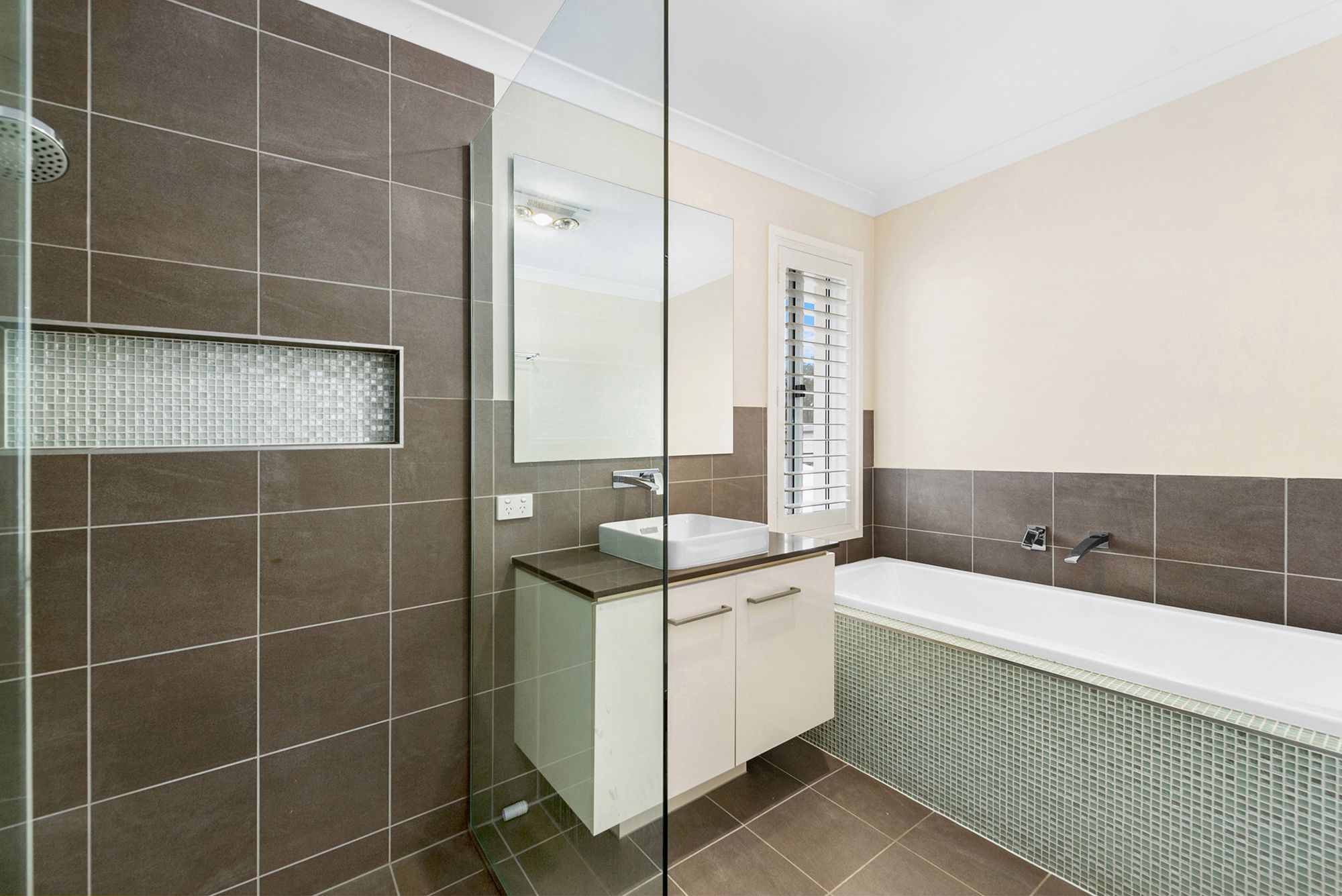 14 Woodgate Street — photo 6 of 18