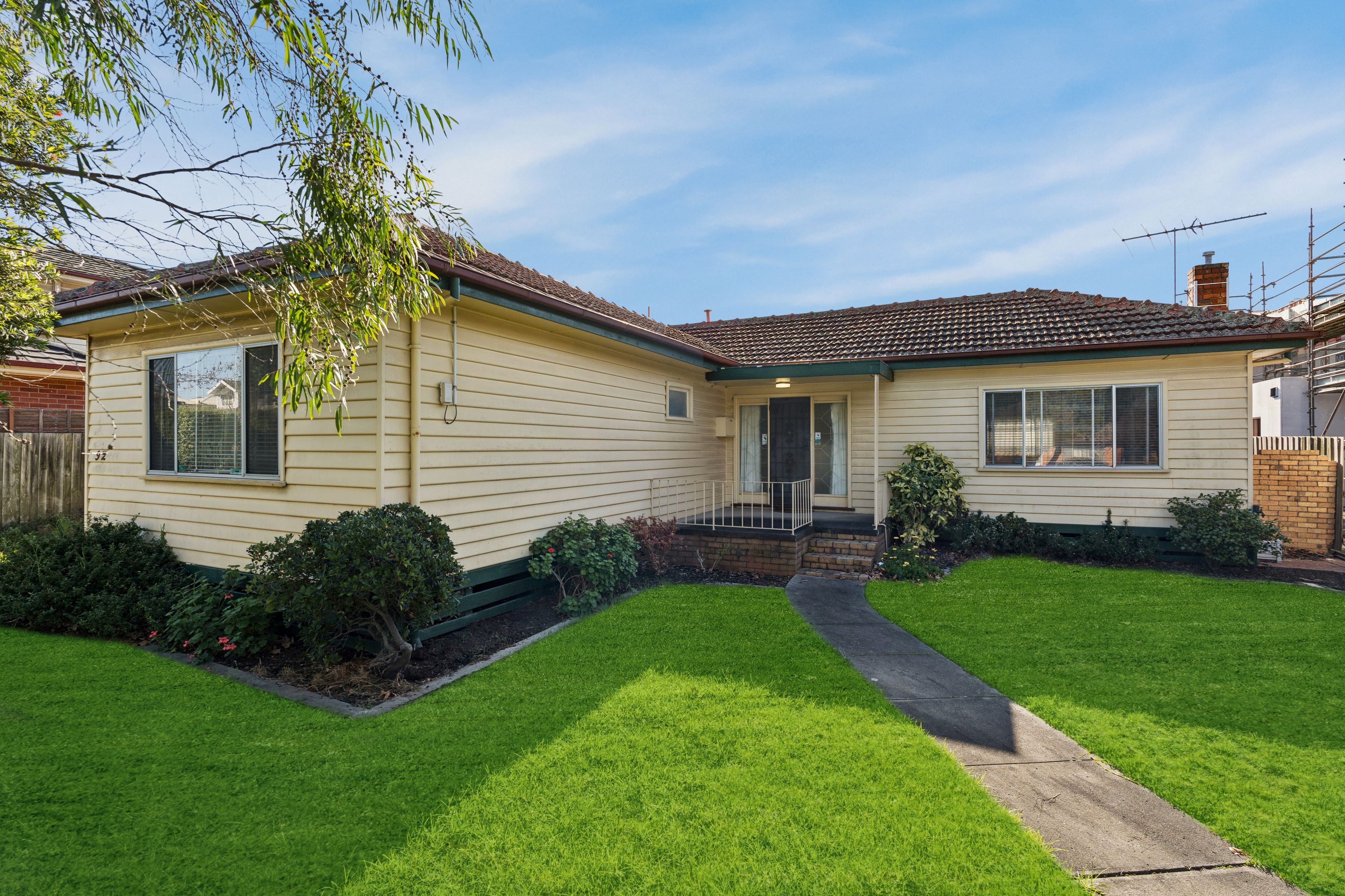 92 Rathcown Road, Reservoir, VIC 3073