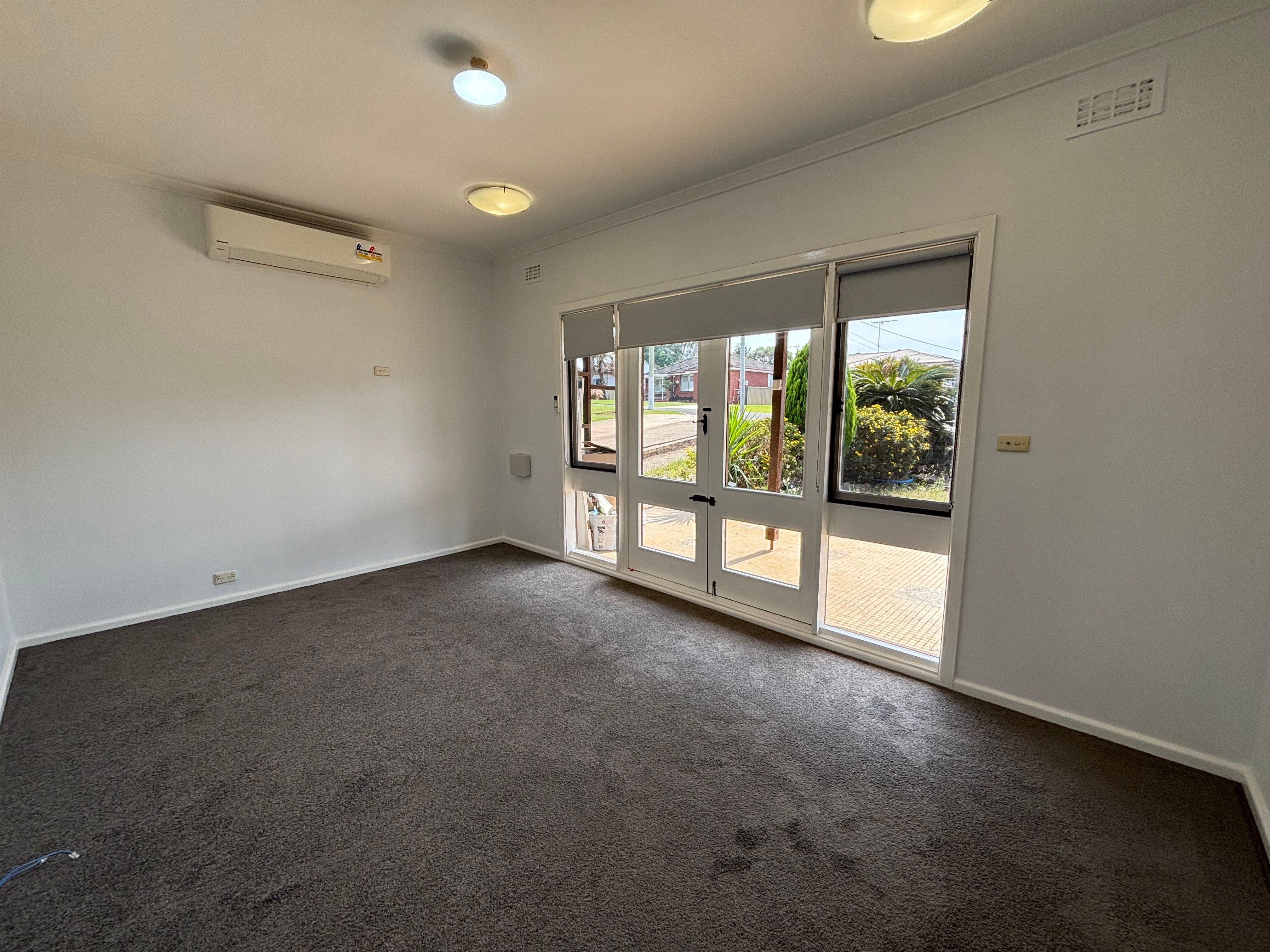 12 Dundee Street, Cambridge Park, NSW 2747