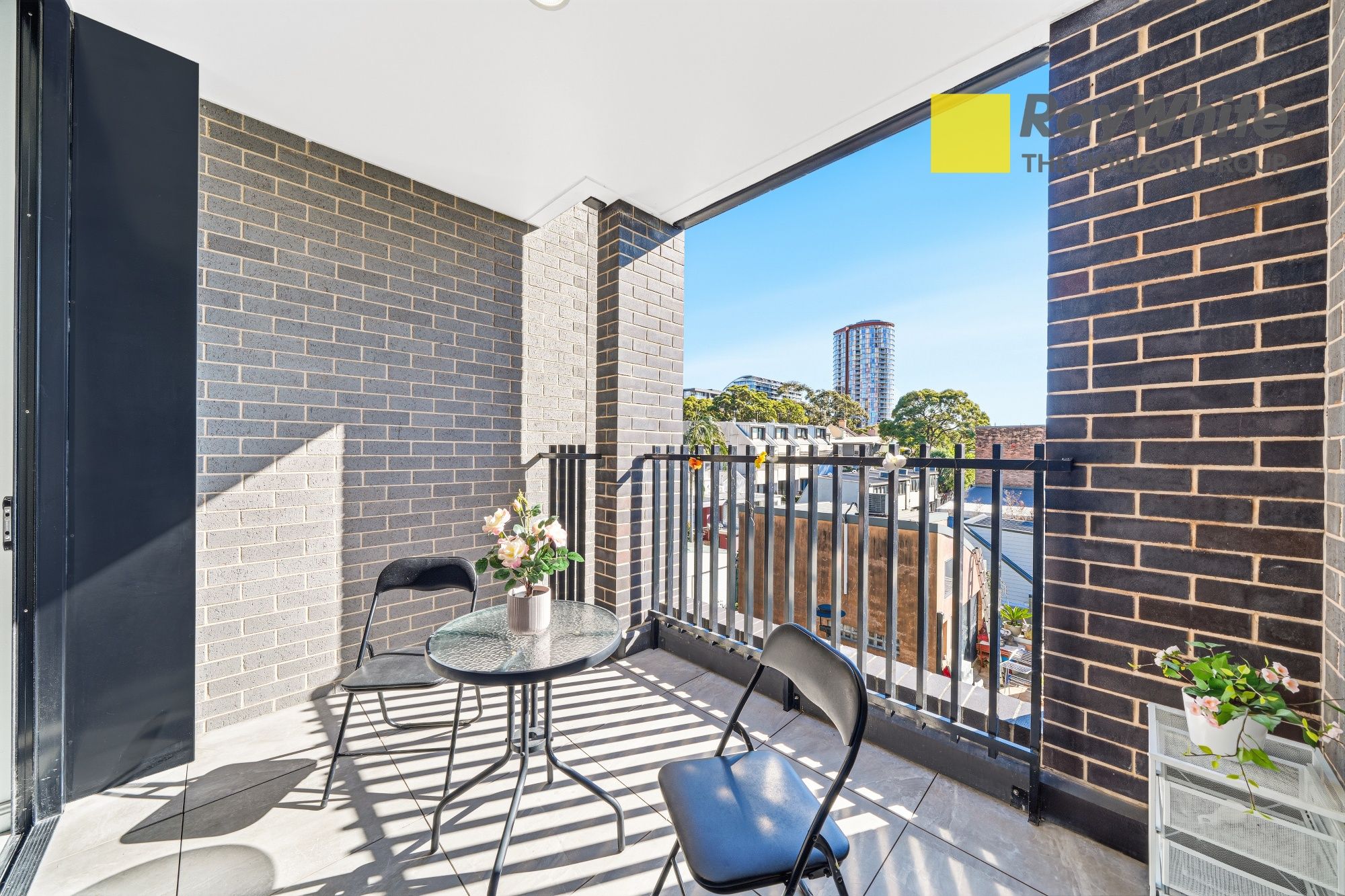 234/811 Elizabeth Street — photo 9 of 22