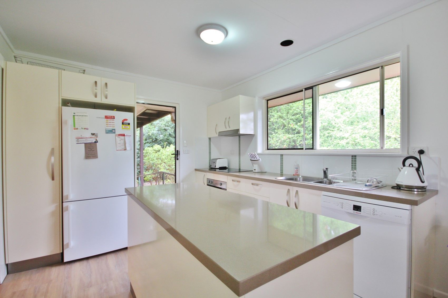 31 Gardenvale Street, Holland Park West, QLD 4121