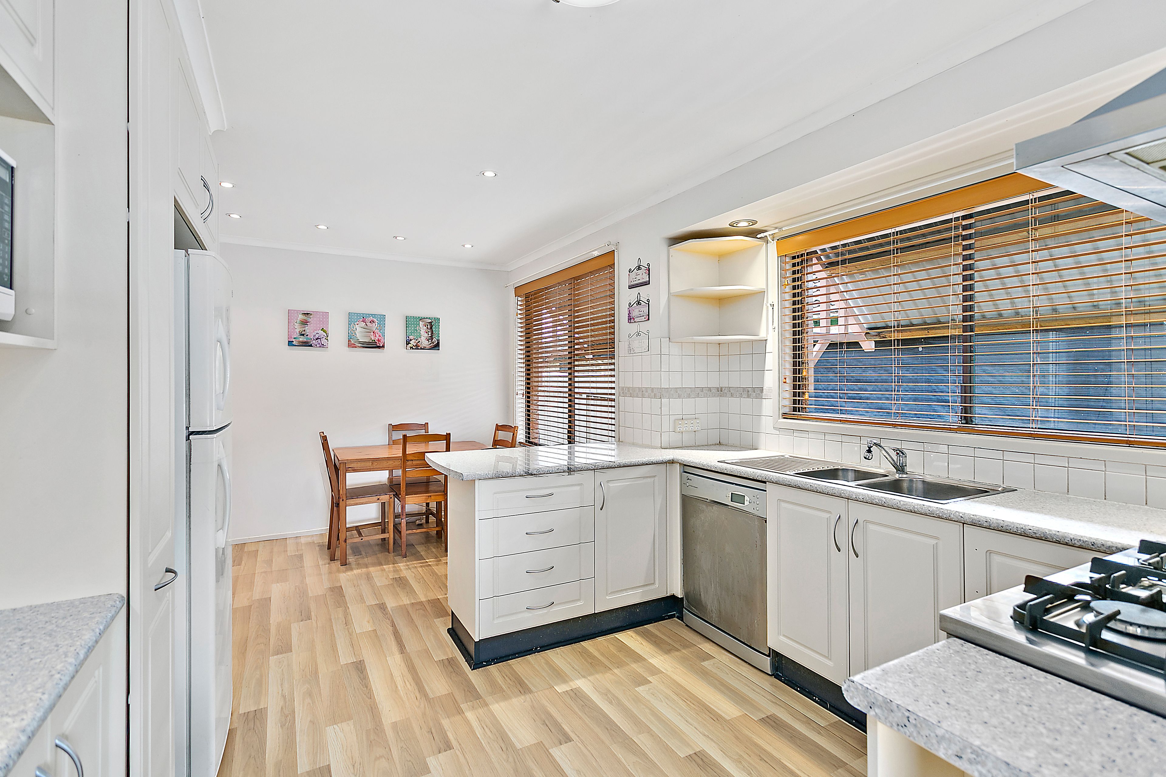 46 Cawdell Drive, Albion Park, NSW 2527