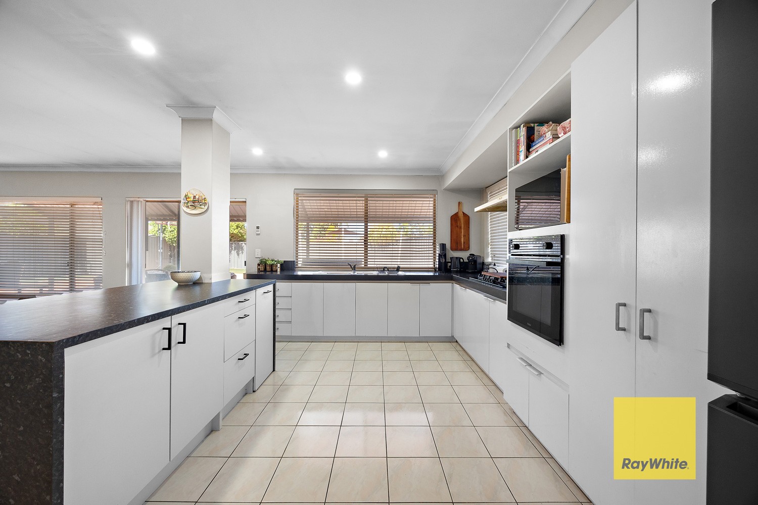 8 Liata Court, Thornlie, WA 6108