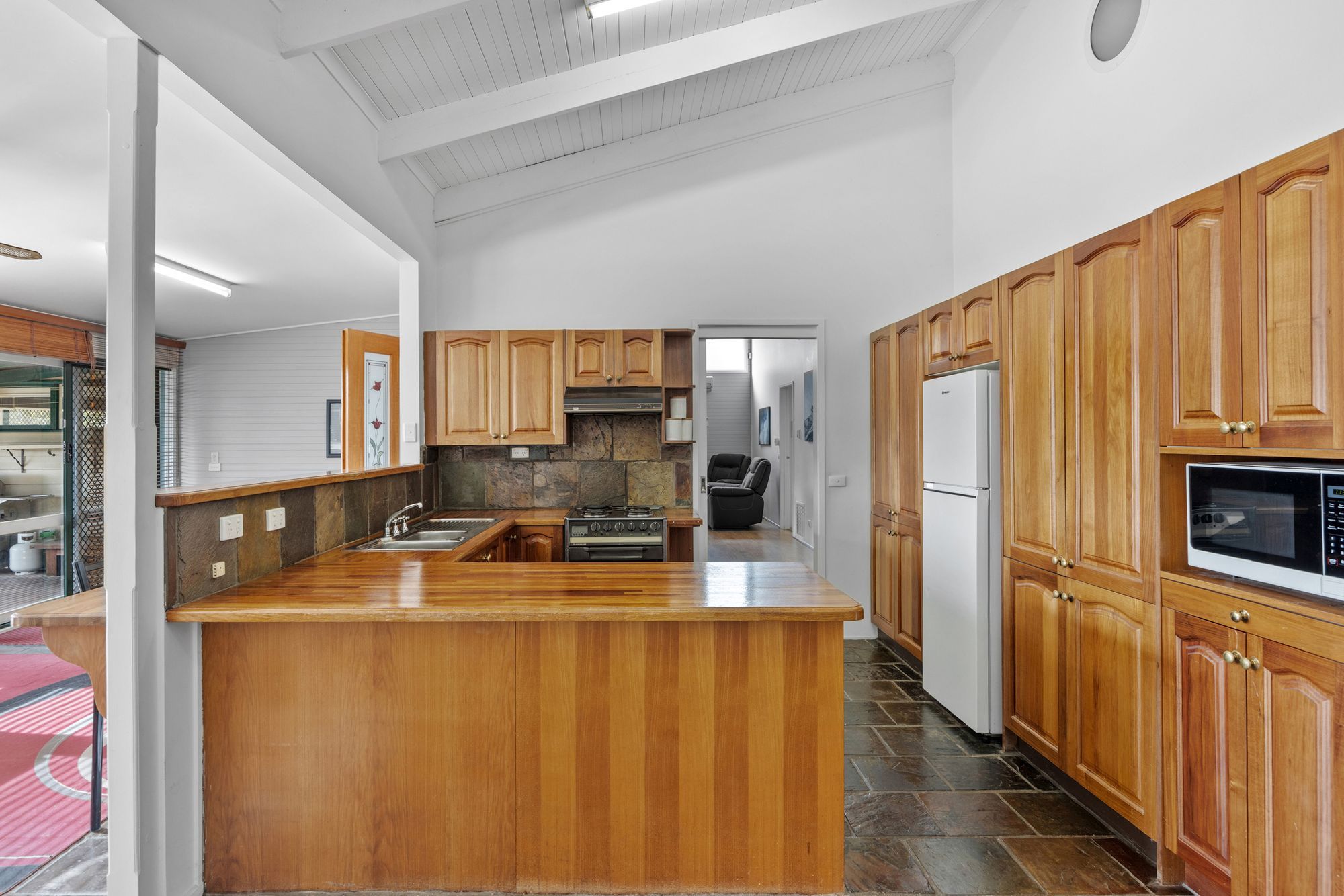 68 Churchill Park Drive — photo 5 of 19
