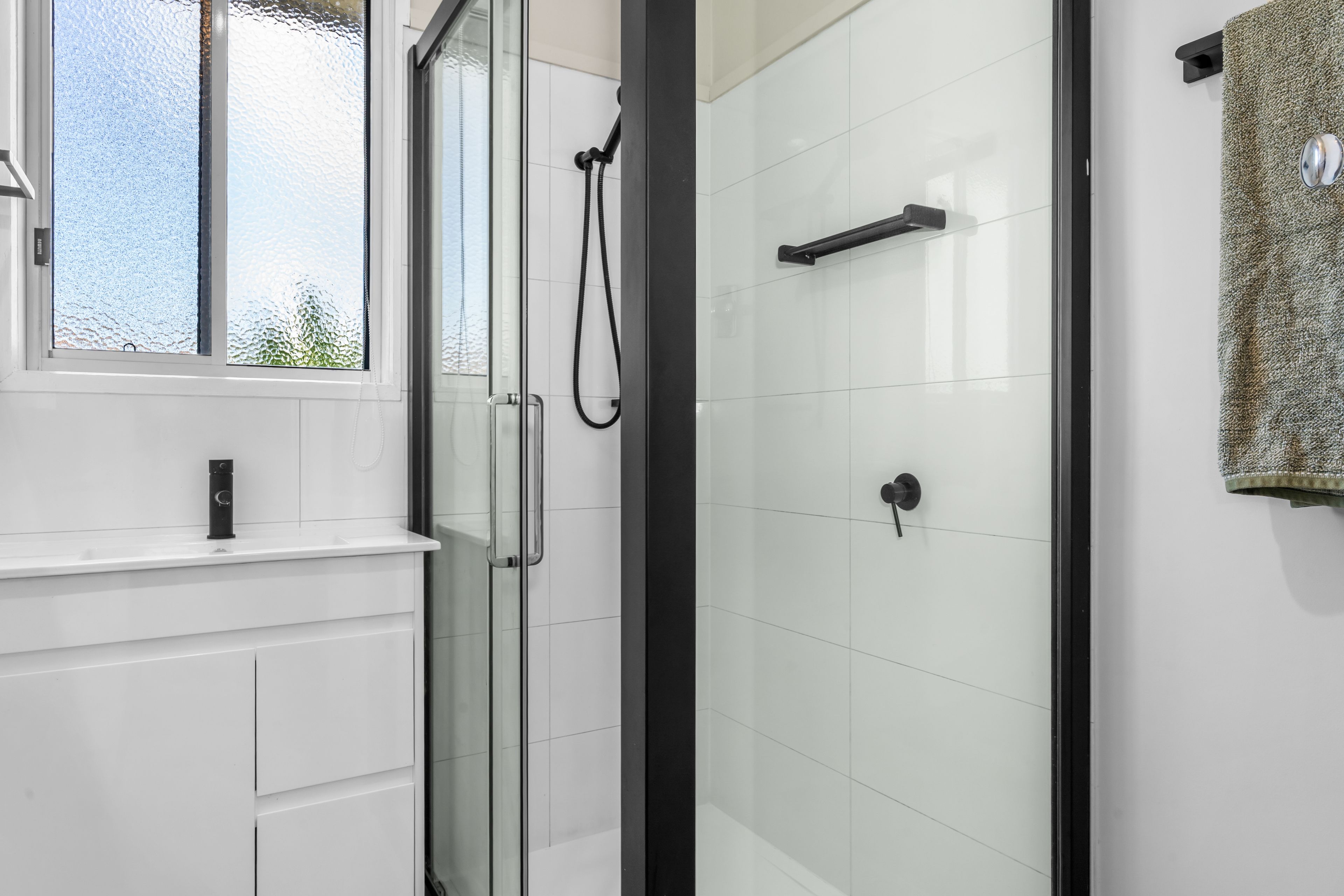4 Mccormack Crescent — photo 11 of 17