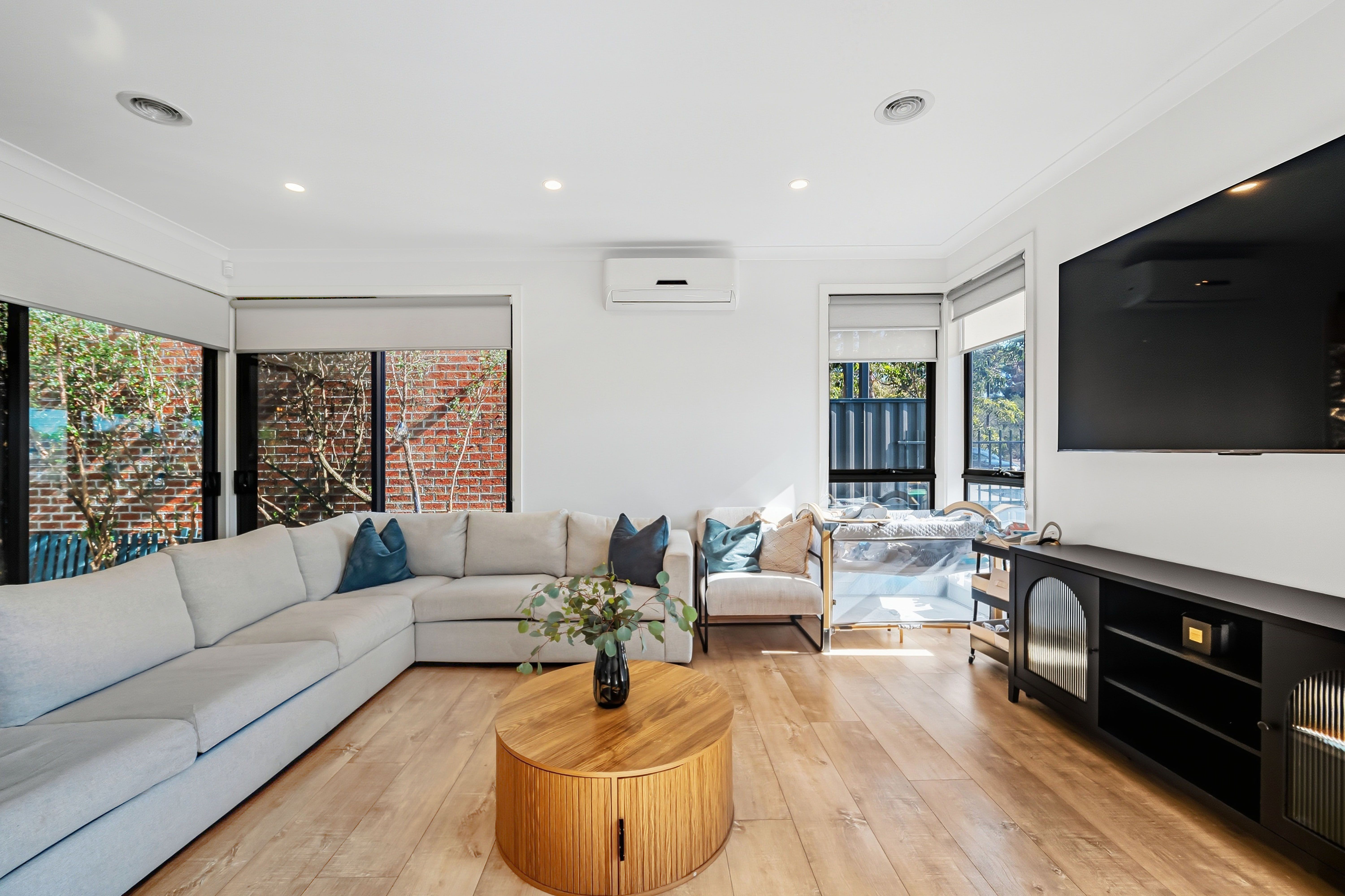 24 Ardour Grove, Craigieburn, VIC 3064