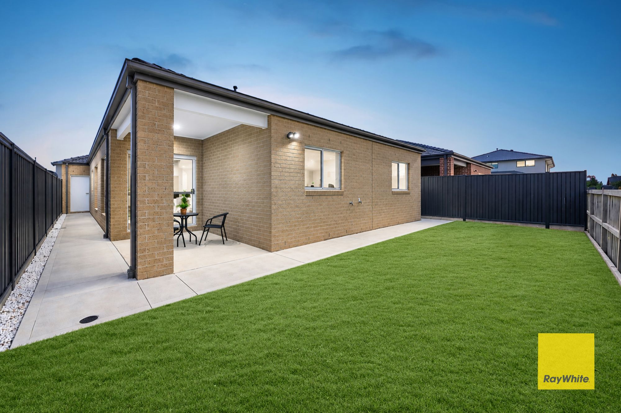 7 Tolhurst Street — photo 18 of 18