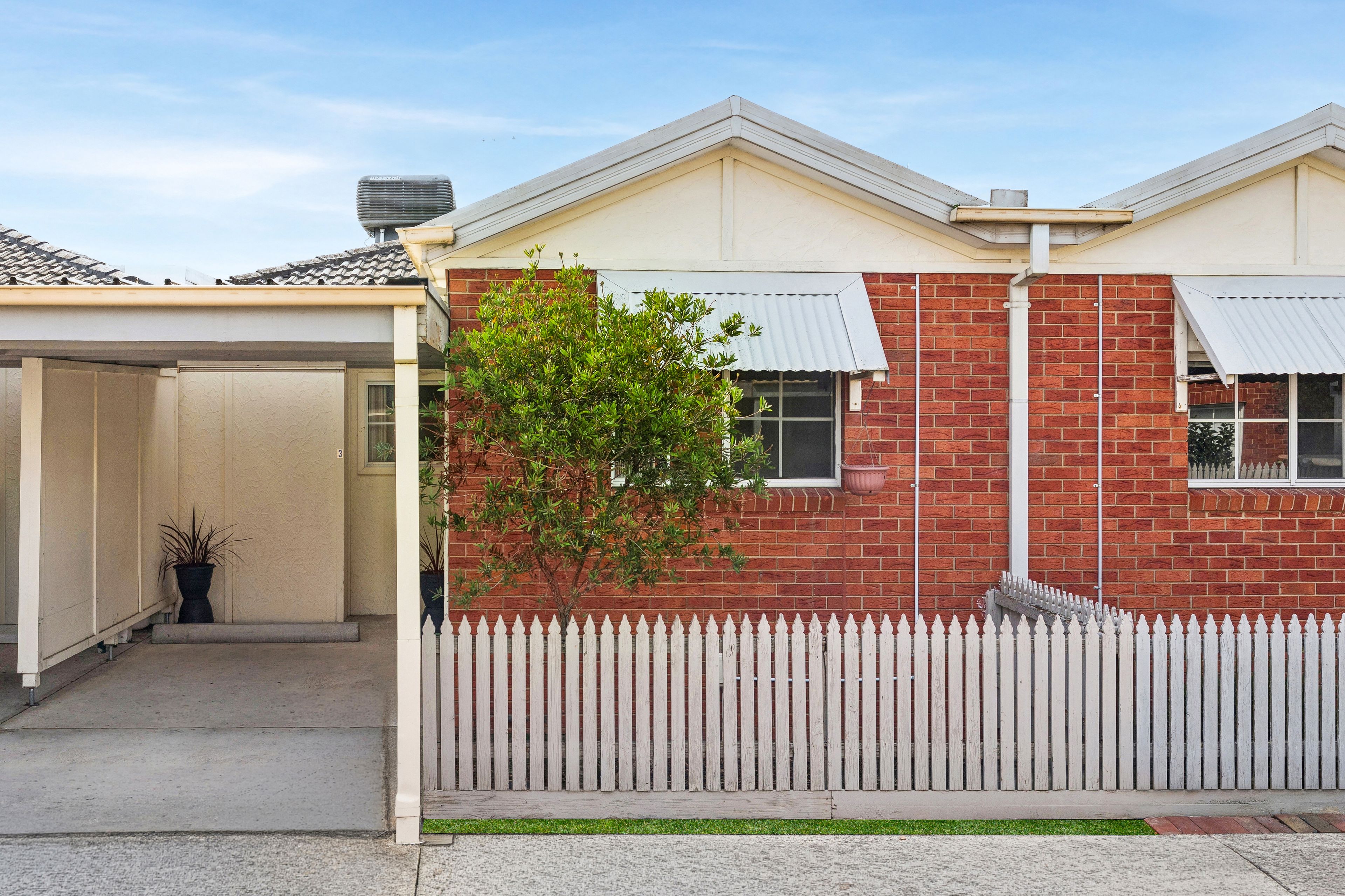 3/13 Fyfe Street — photo from Ray White Reservoir