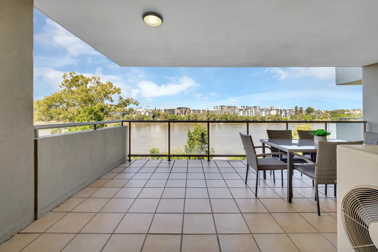 602/21 Patrick Lane, Toowong