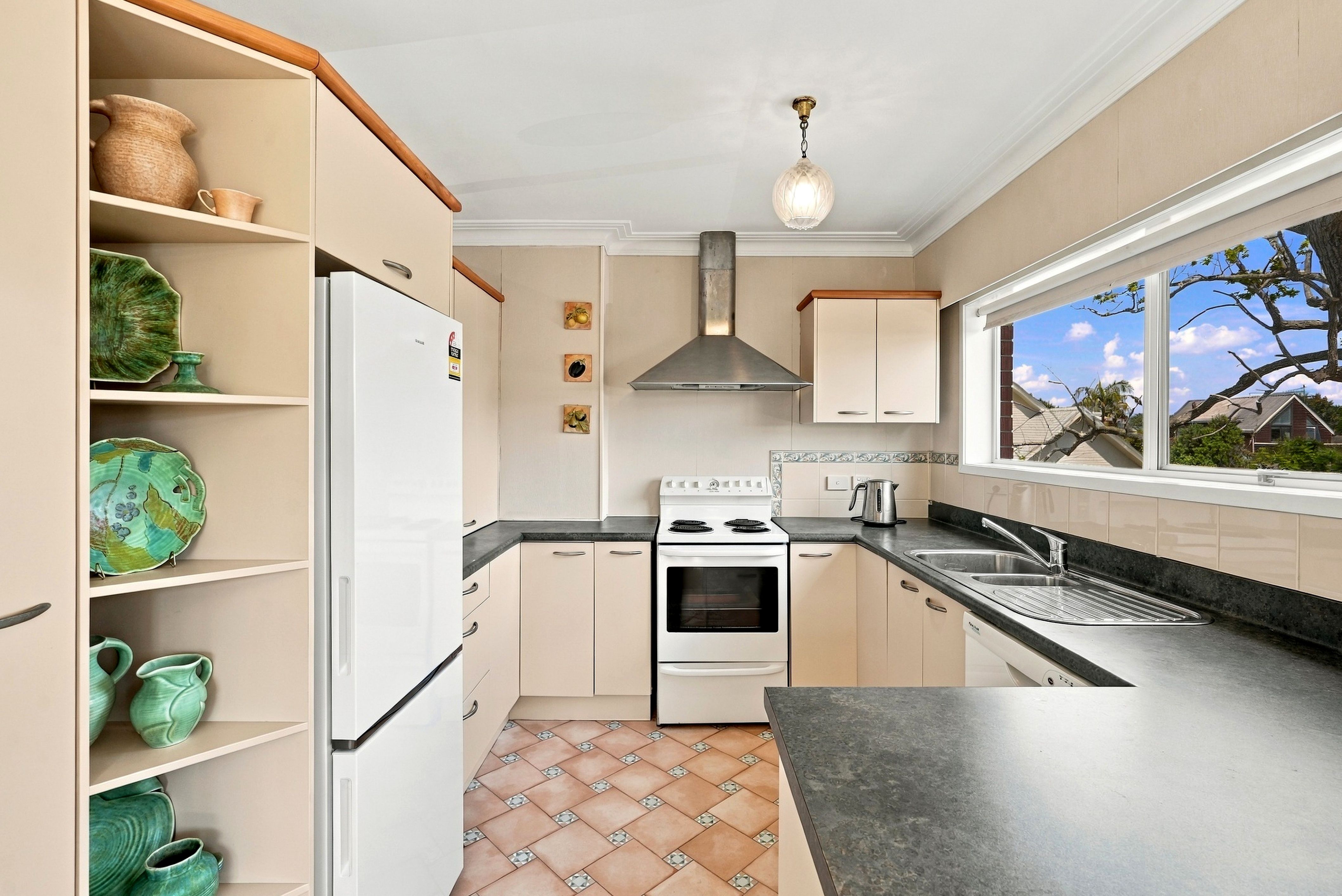 1/8 Wolsley Avenue, Milford, North Shore City