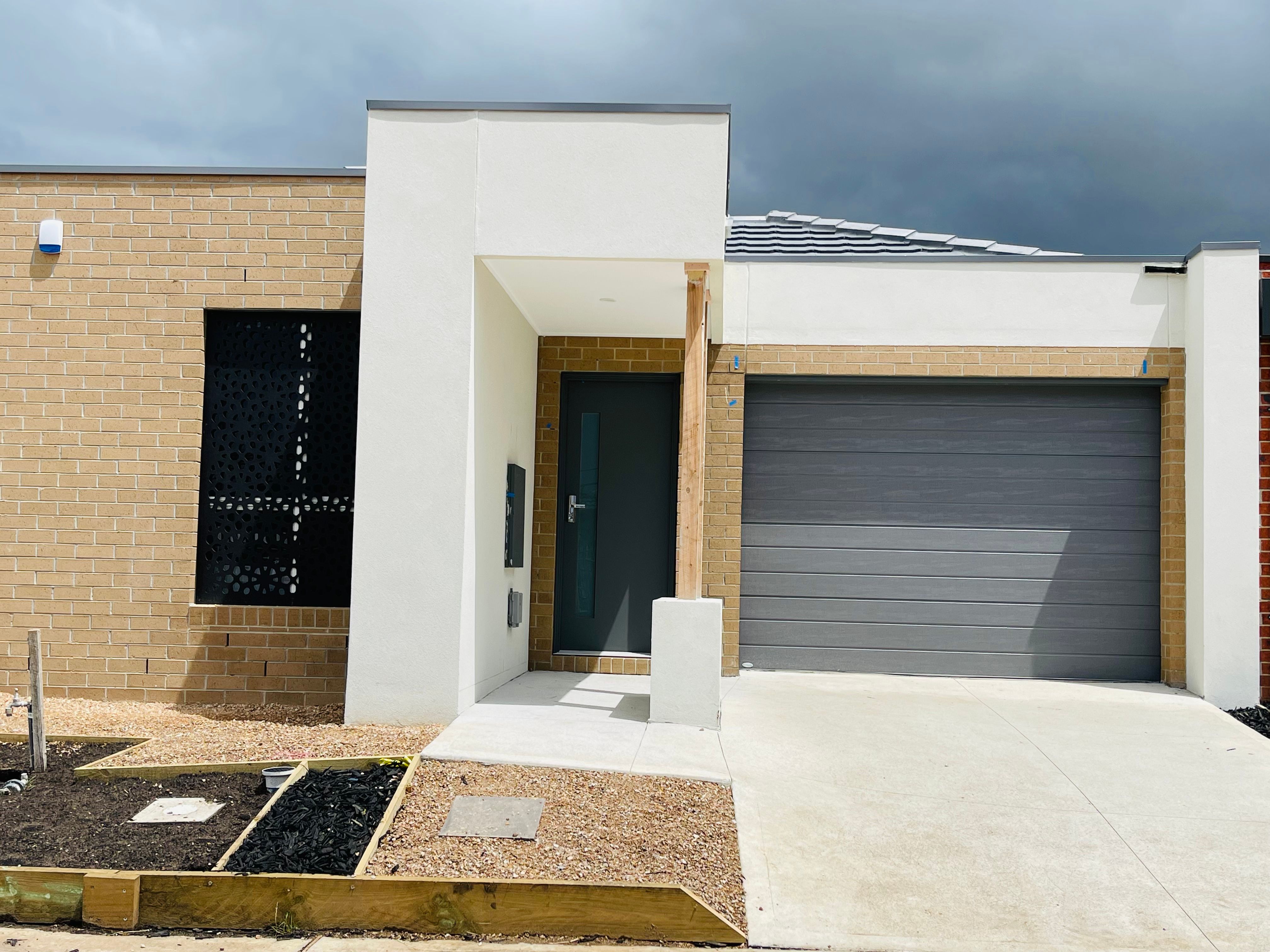 12 Finn Way, Tarneit VIC 3029