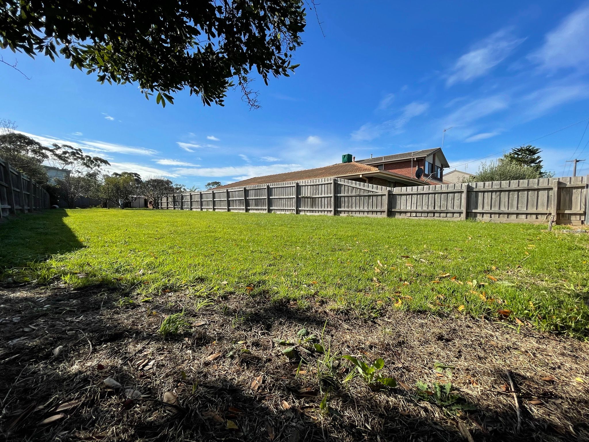 27 Balmoral Avenue — photo 11 of 23