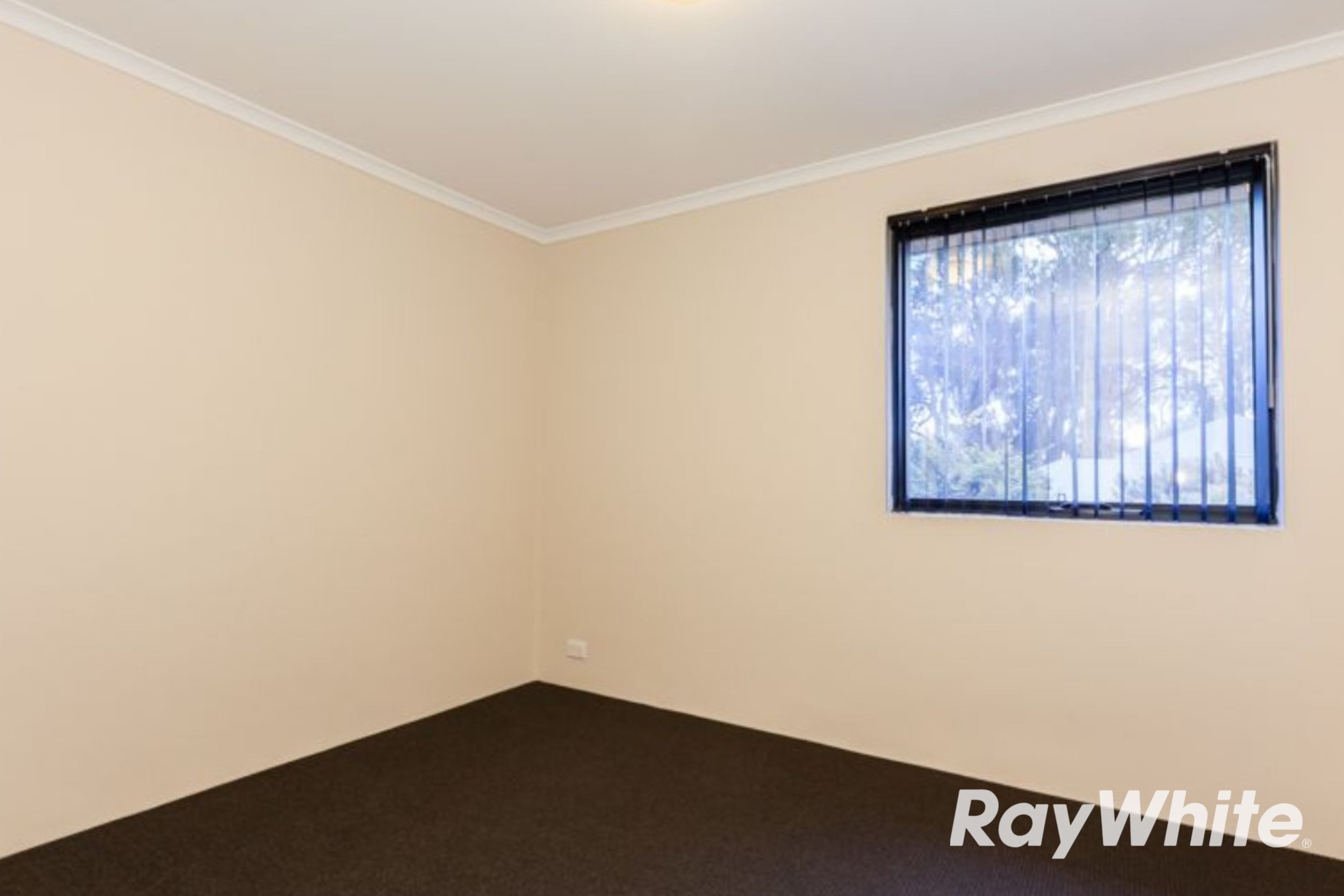 41/1 Mariners Cove Drive — photo 8 of 11