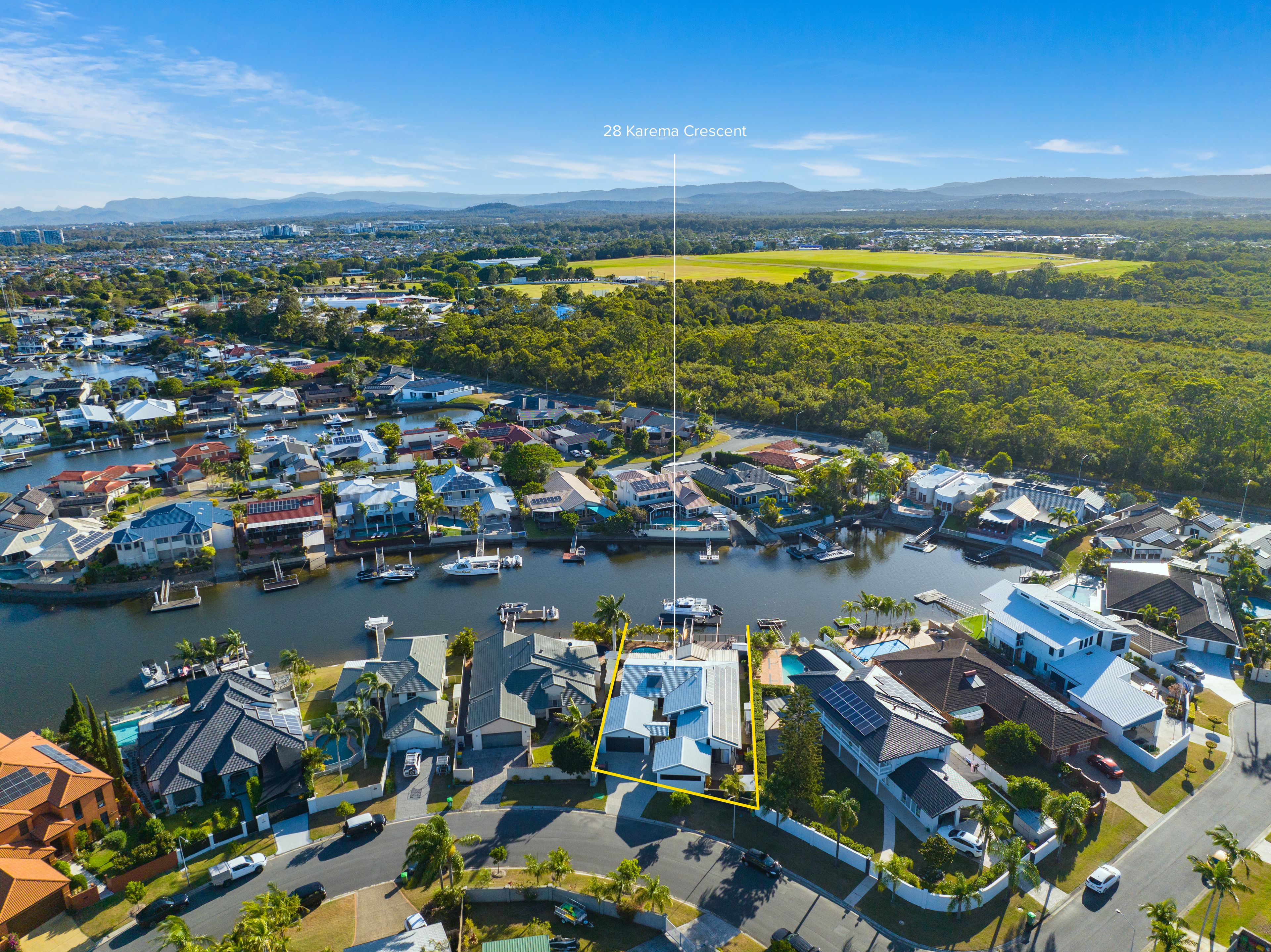 28 Karema Crescent, Runaway Bay, QLD 4216