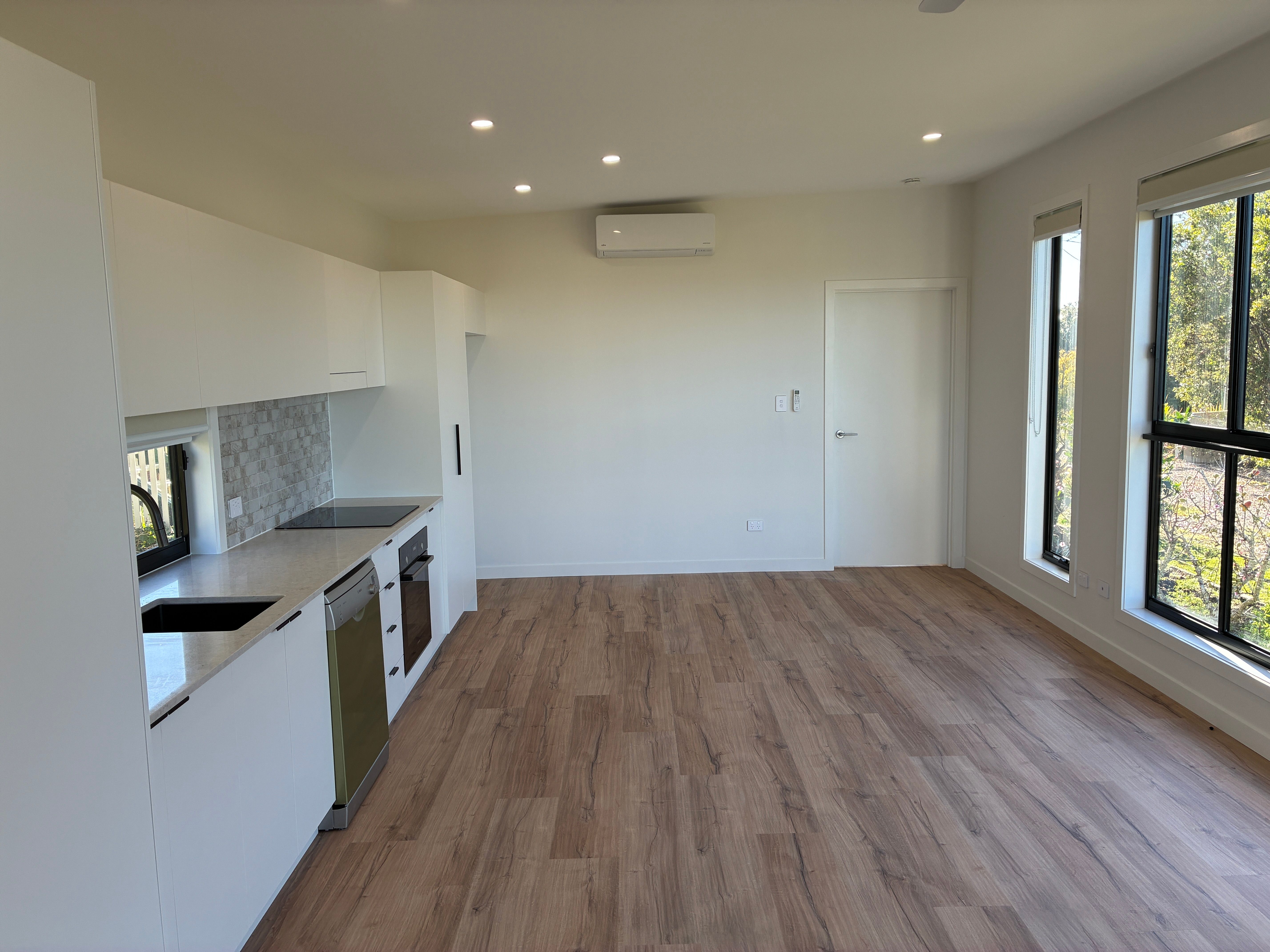 56-58 Thrushs Road Cabin, Dulong, QLD 4560