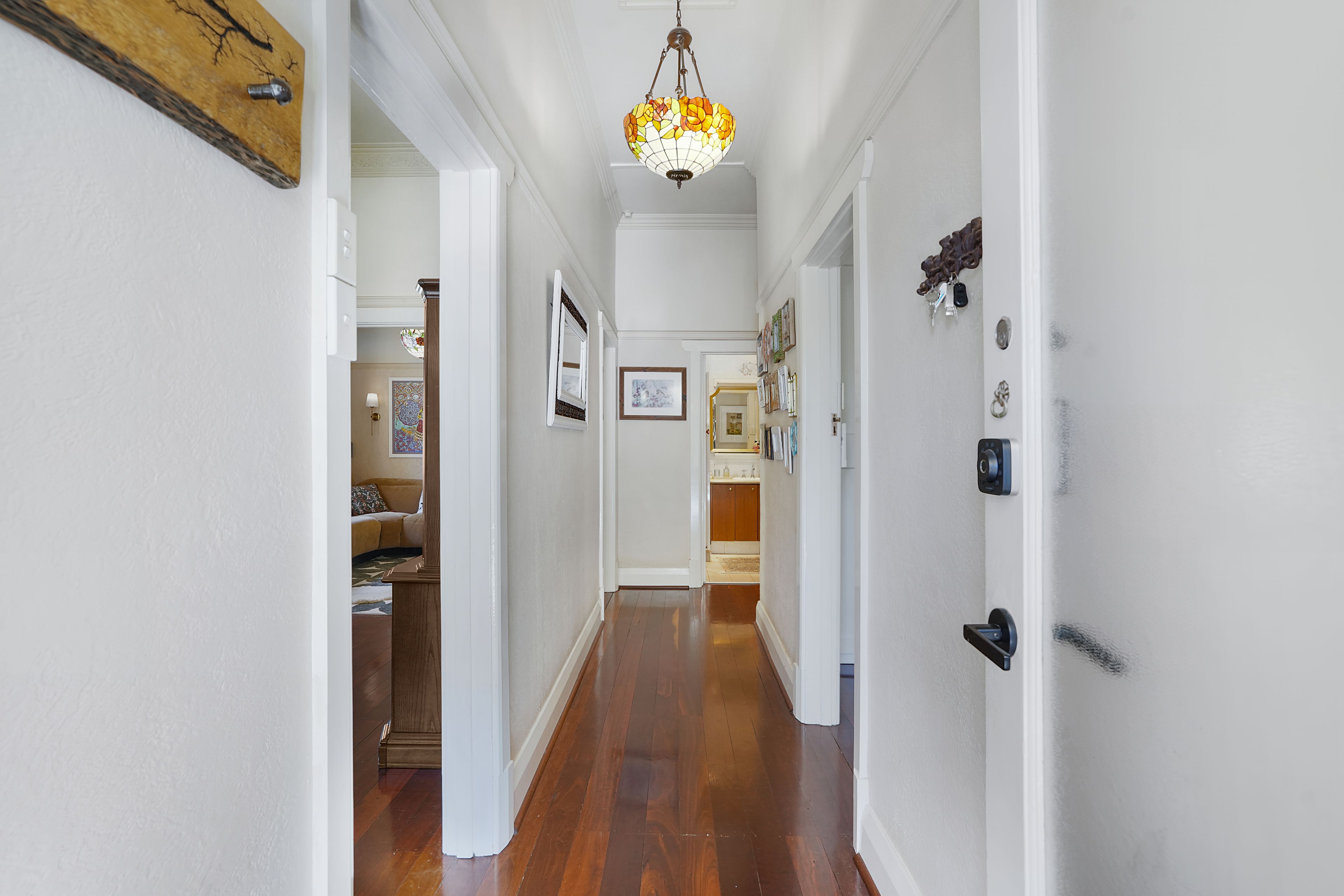 107 Shakespeare Street — photo 4 of 30
