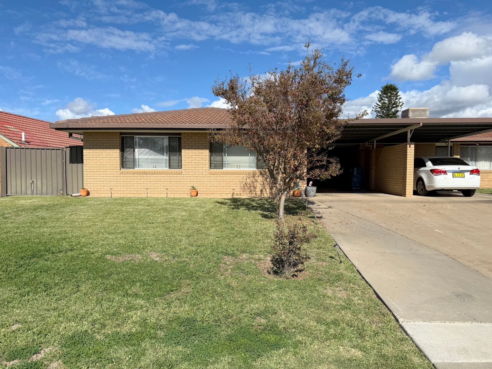 16 Cummins Avenue, Moree NSW 2400