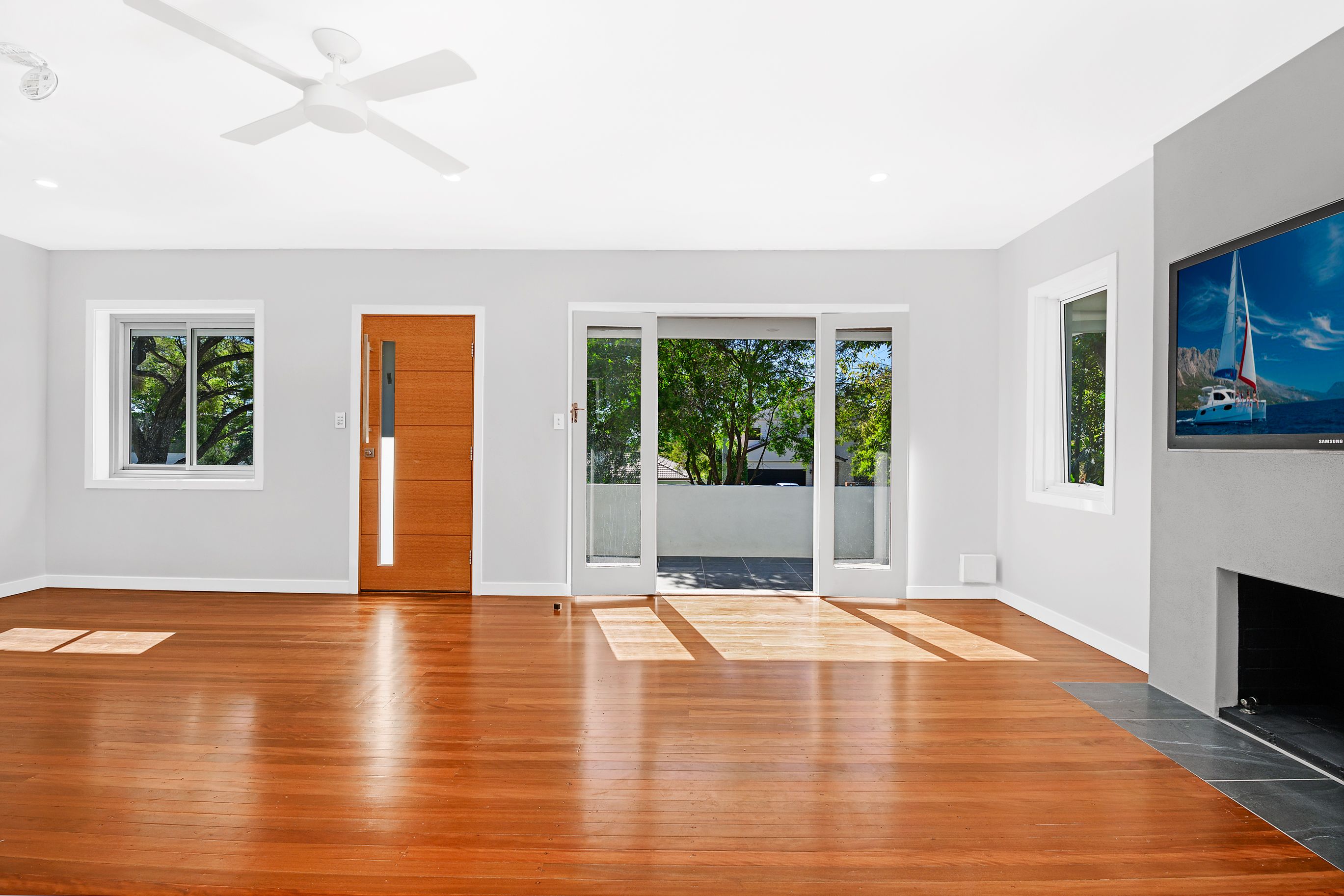 600 Robinson Road — photo 6 of 15