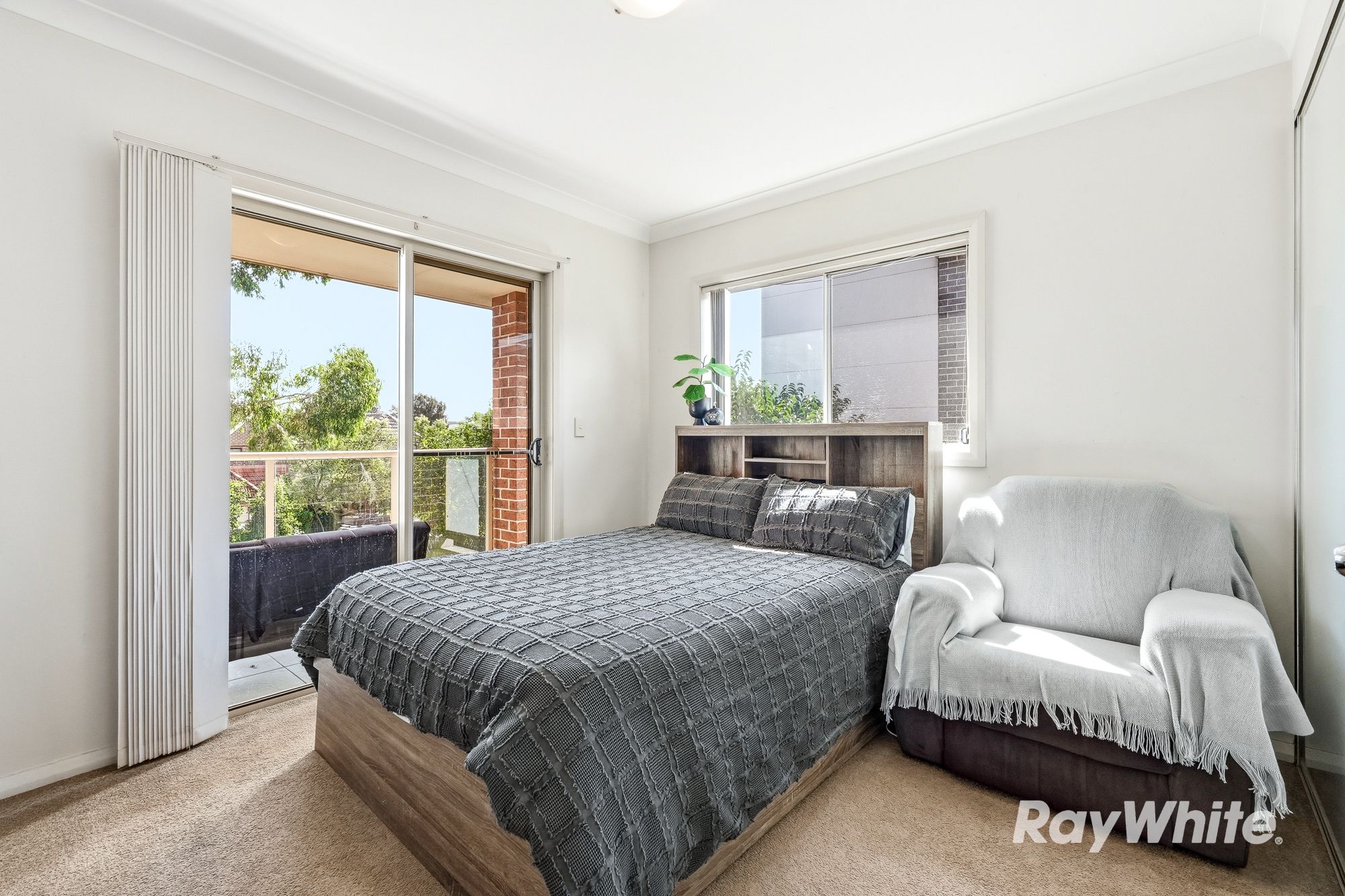 4 Holdsworth Street — photo 9 of 21
