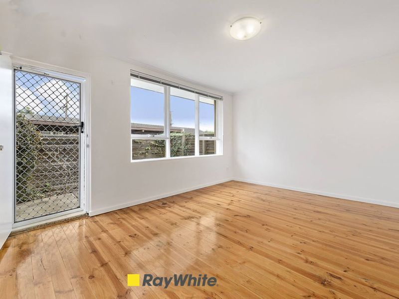 1/19 Oakes Avenue, Clayton South, VIC 3169