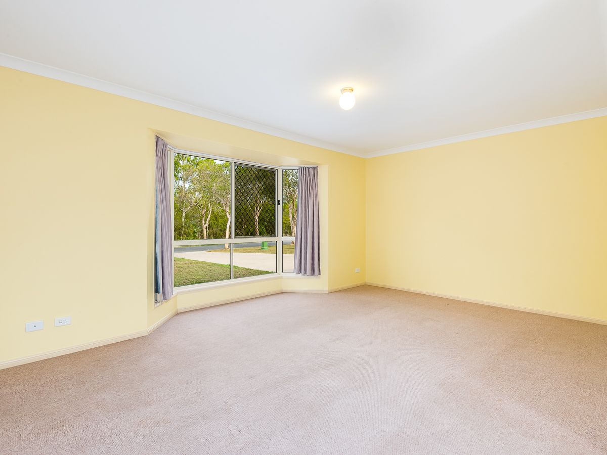 21 Billabong Drive, Crestmead, QLD 4132