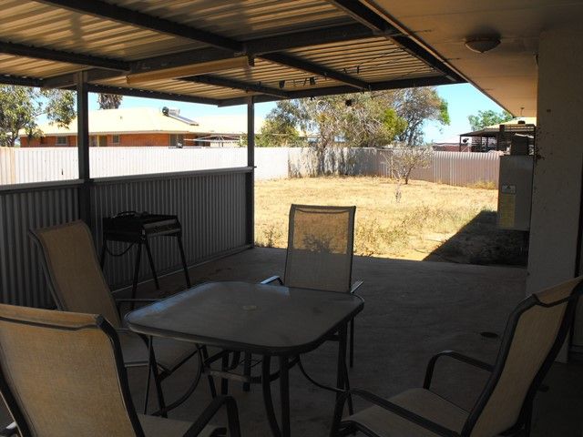 3 Fane Crescent, Carnarvon, WA 6701