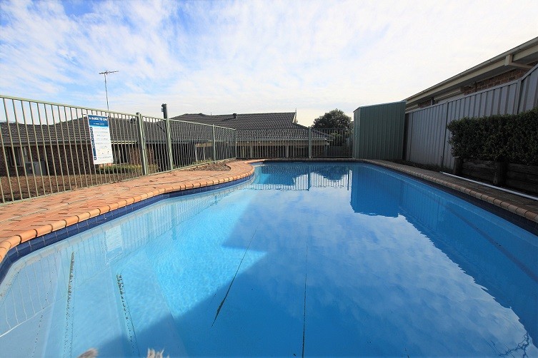 43 Clydebank Crescent, Glen Alpine, NSW 2560