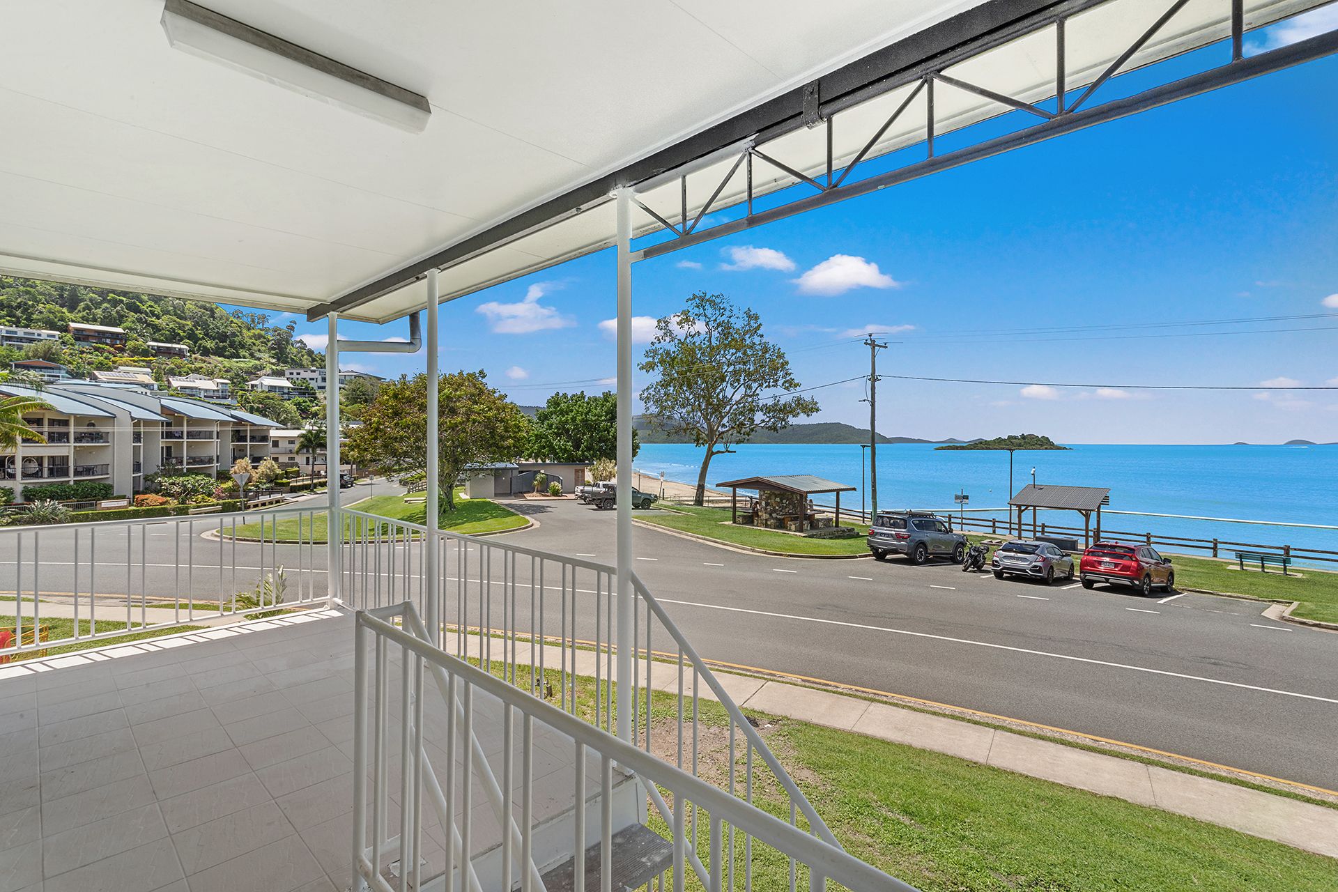4/40 Coral Esplanade, Cannonvale, QLD 4802