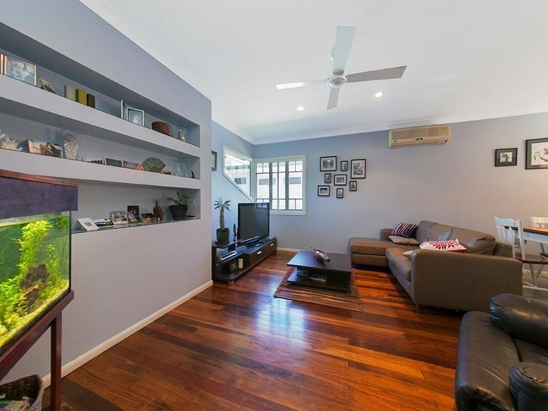28 Selborne Street, Mount Gravatt East, QLD 4122