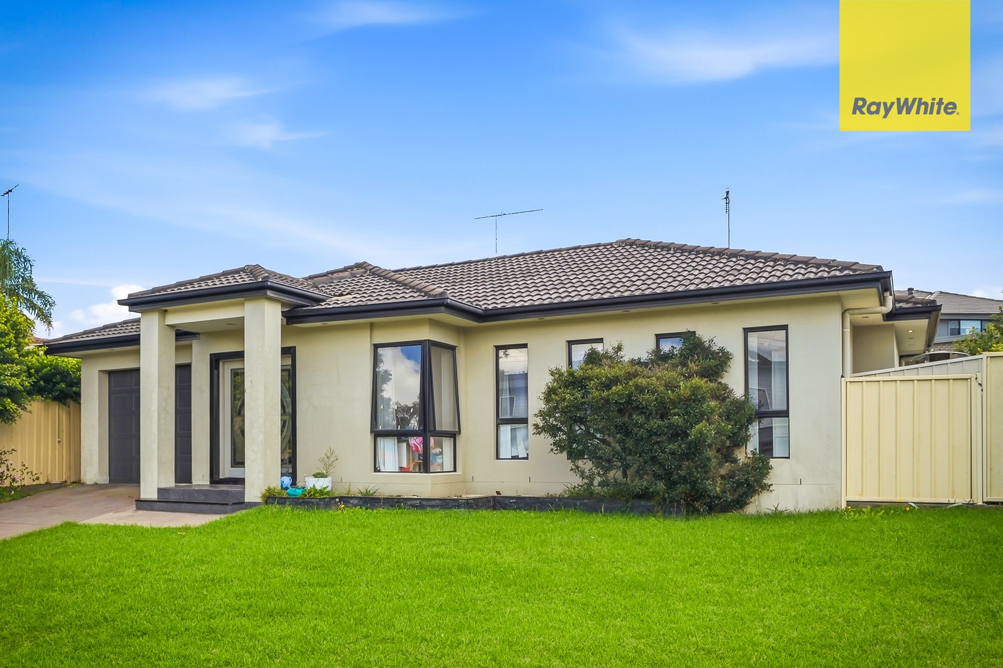 1 Chad Place, St Clair, NSW 2759