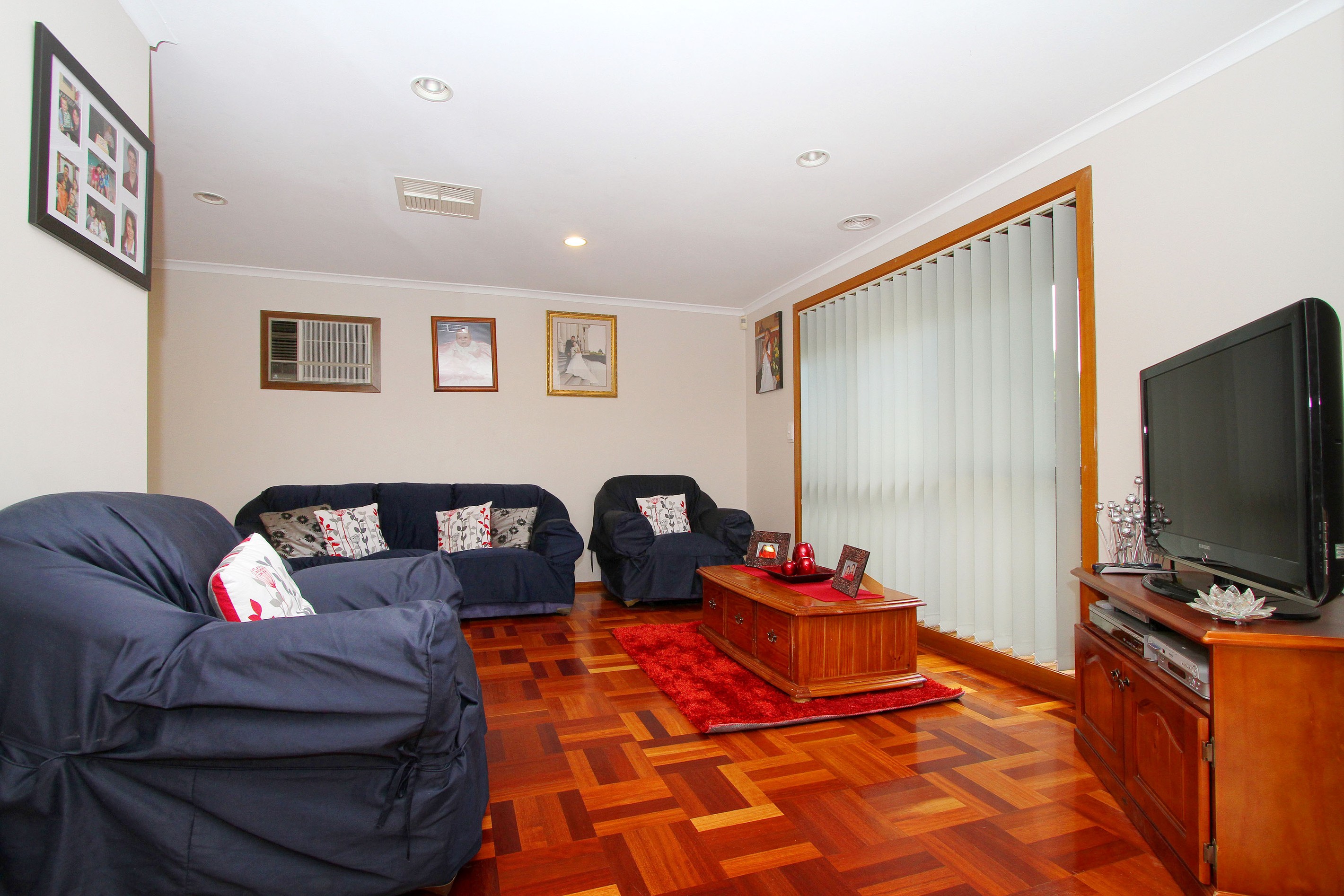 196 Roycroft Avenue, Mill Park, VIC 3082
